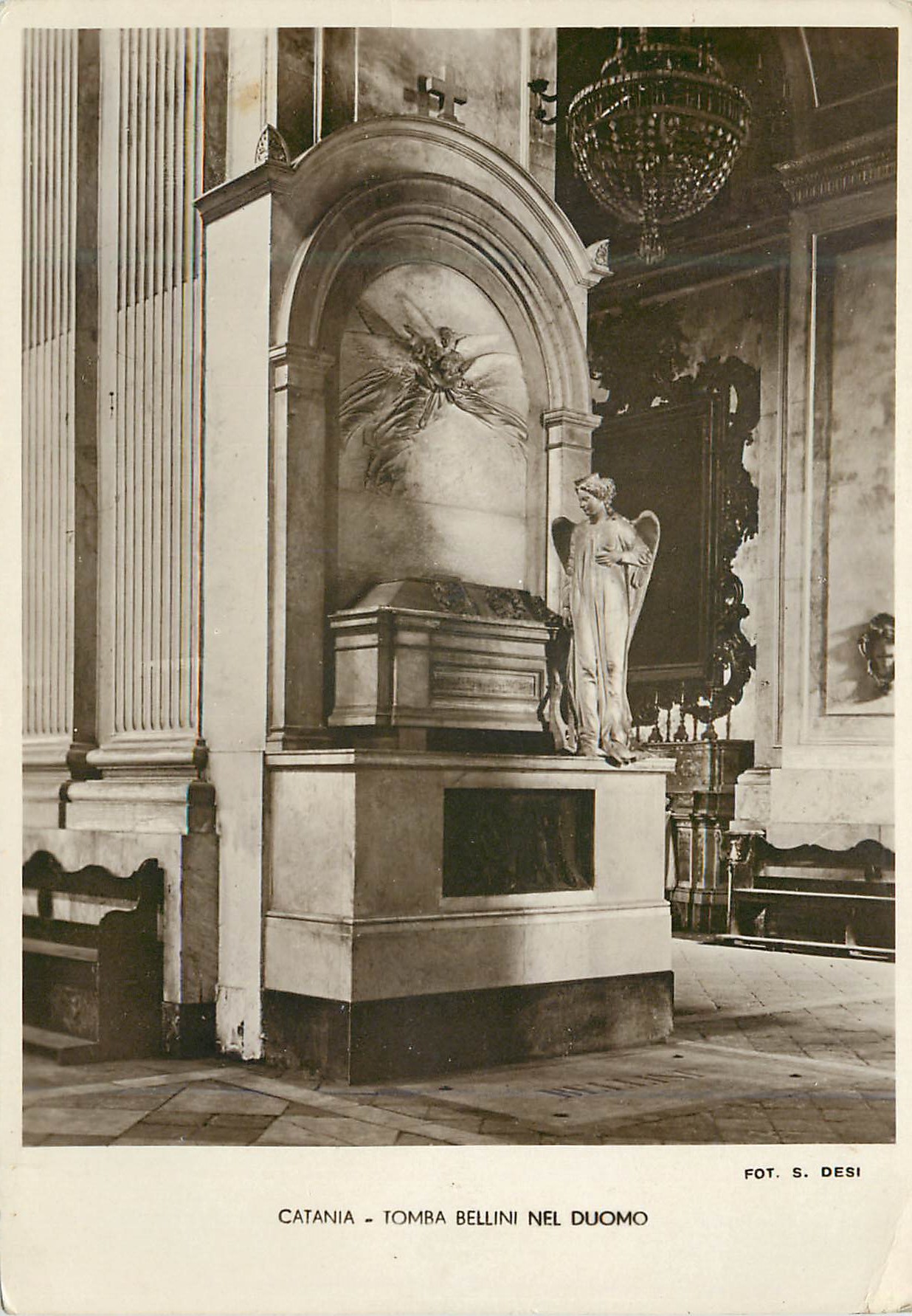 CPM Catania - Tomba Bellini nel Duomo