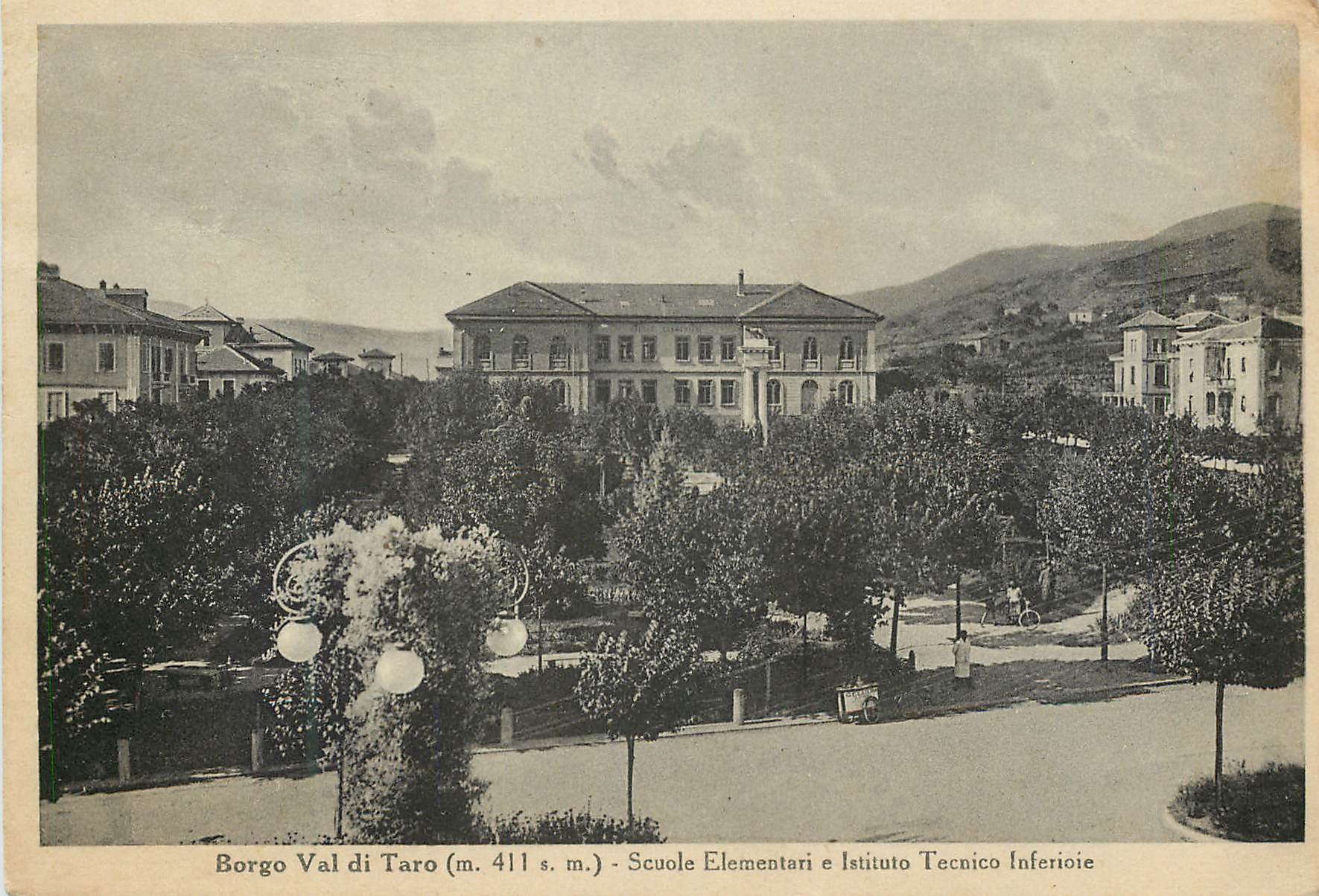 CPM Borgo Val di Taro (m 411) Scuole Elementari e Istituto Tecnico Inferioie Stazione Climatica Sport Invernali
