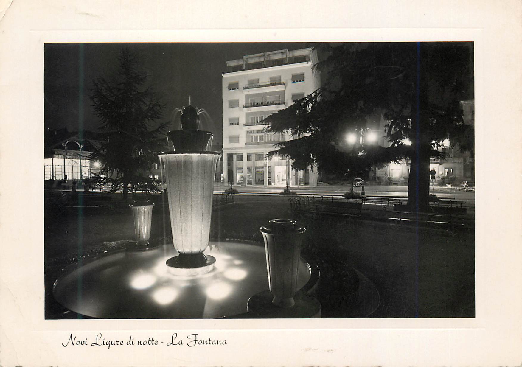 CPM Novi Ligure di Notte La Fontana