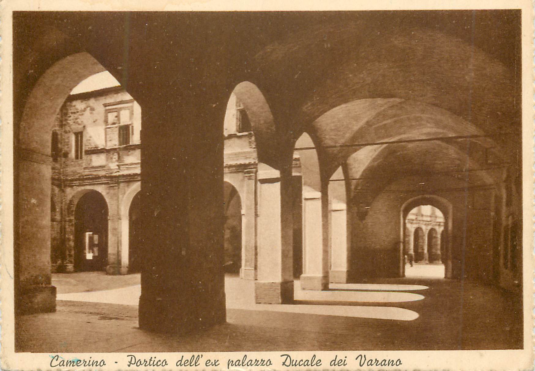 CPM Camerino Portico dell'ex Palazzo Ducale dei Varano