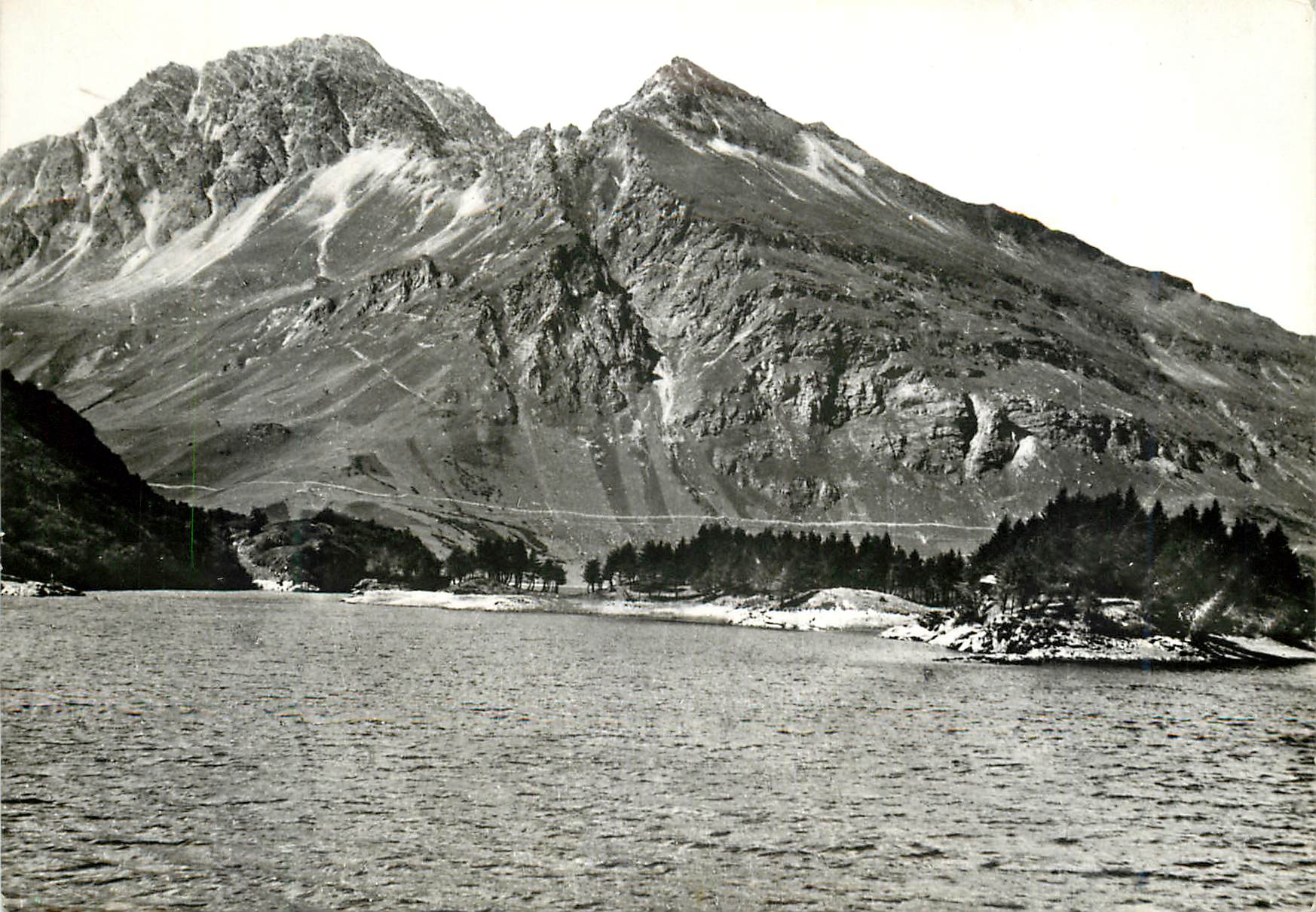 CPM Monte Cenis (m 2000) Le lac avec le Mont Froid (m 2834) et le Mont Clairy (m 3170)