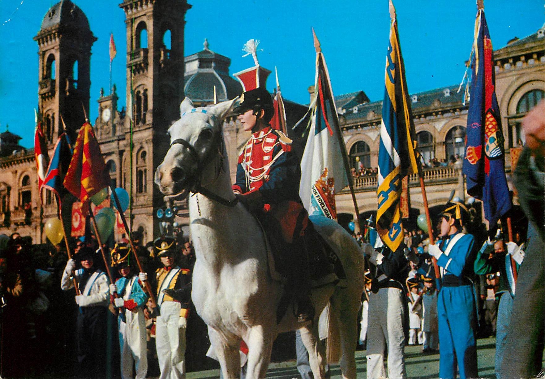 CPM San Sebastian Hotel de Ville et Tamborrada Infantil