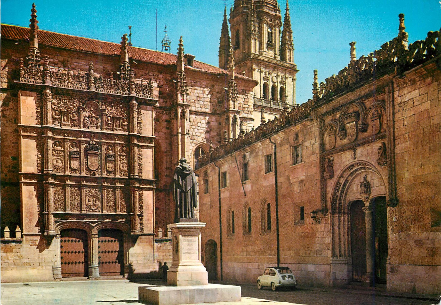 CPM Salamanca Cour des Ecole Menoure