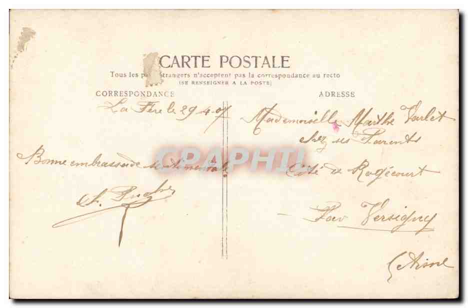 Fantaisie - Militaria - Dame de France - elle vit un blesse qui respirait encor - croix rouge - soldat - CPA  — Rückseite