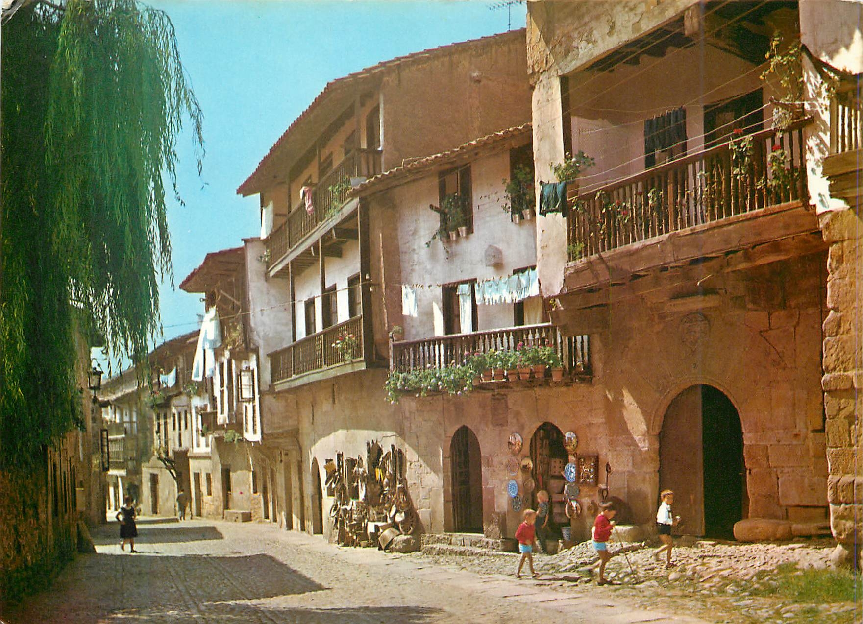CPM Satillana del mar (santander) rue tipique