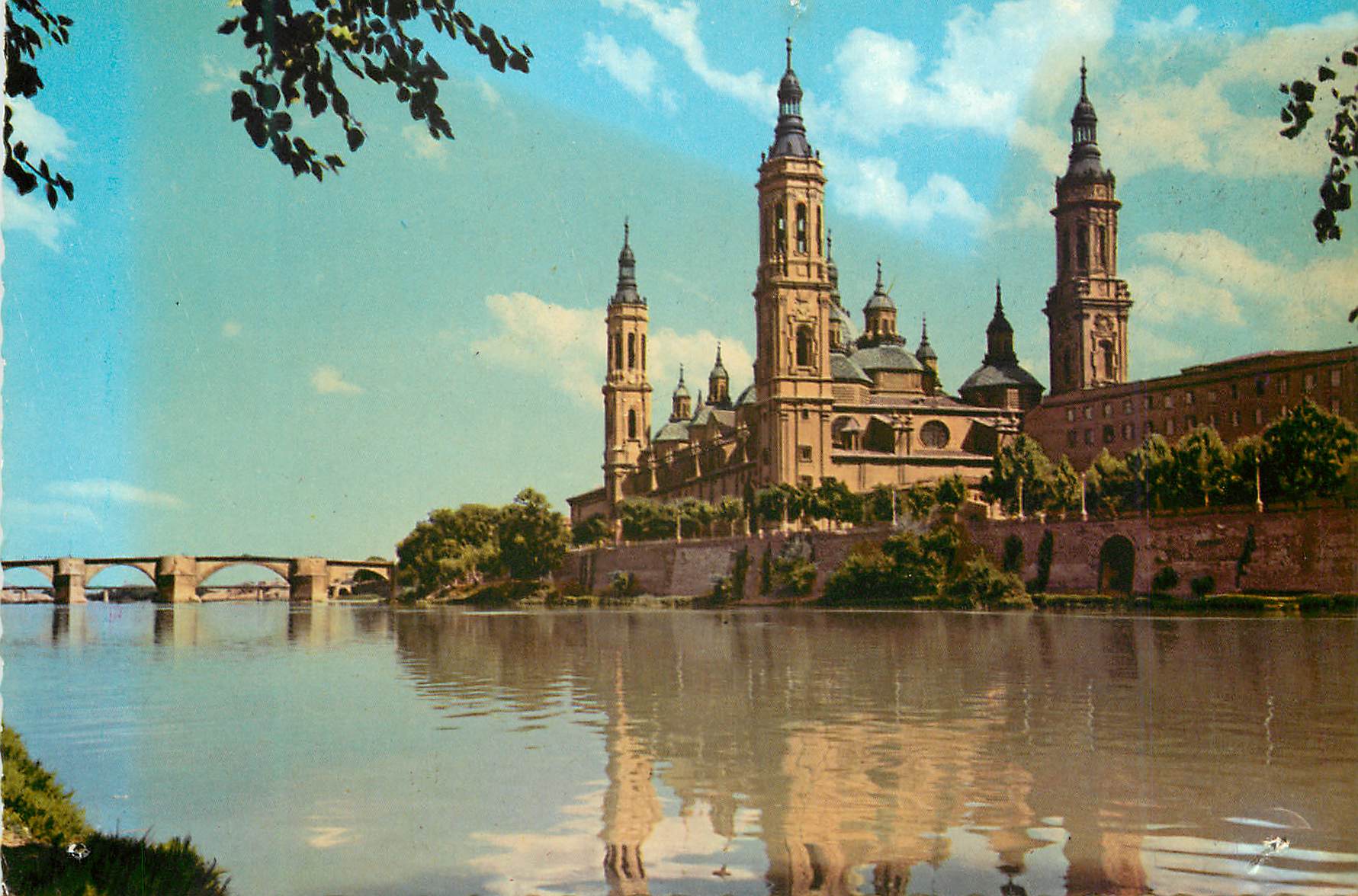 CPM Zaragoza l'ebre et temple de el pilar