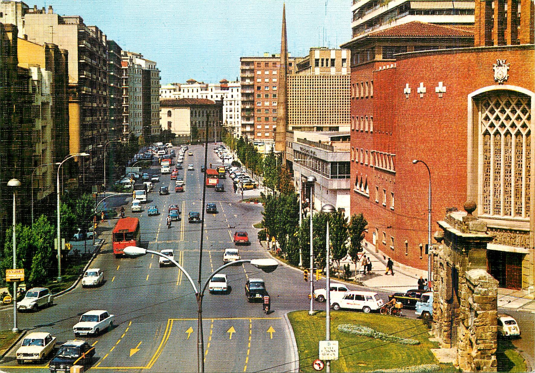 CPM Zaragoza porte carmen et promenade maria agustin