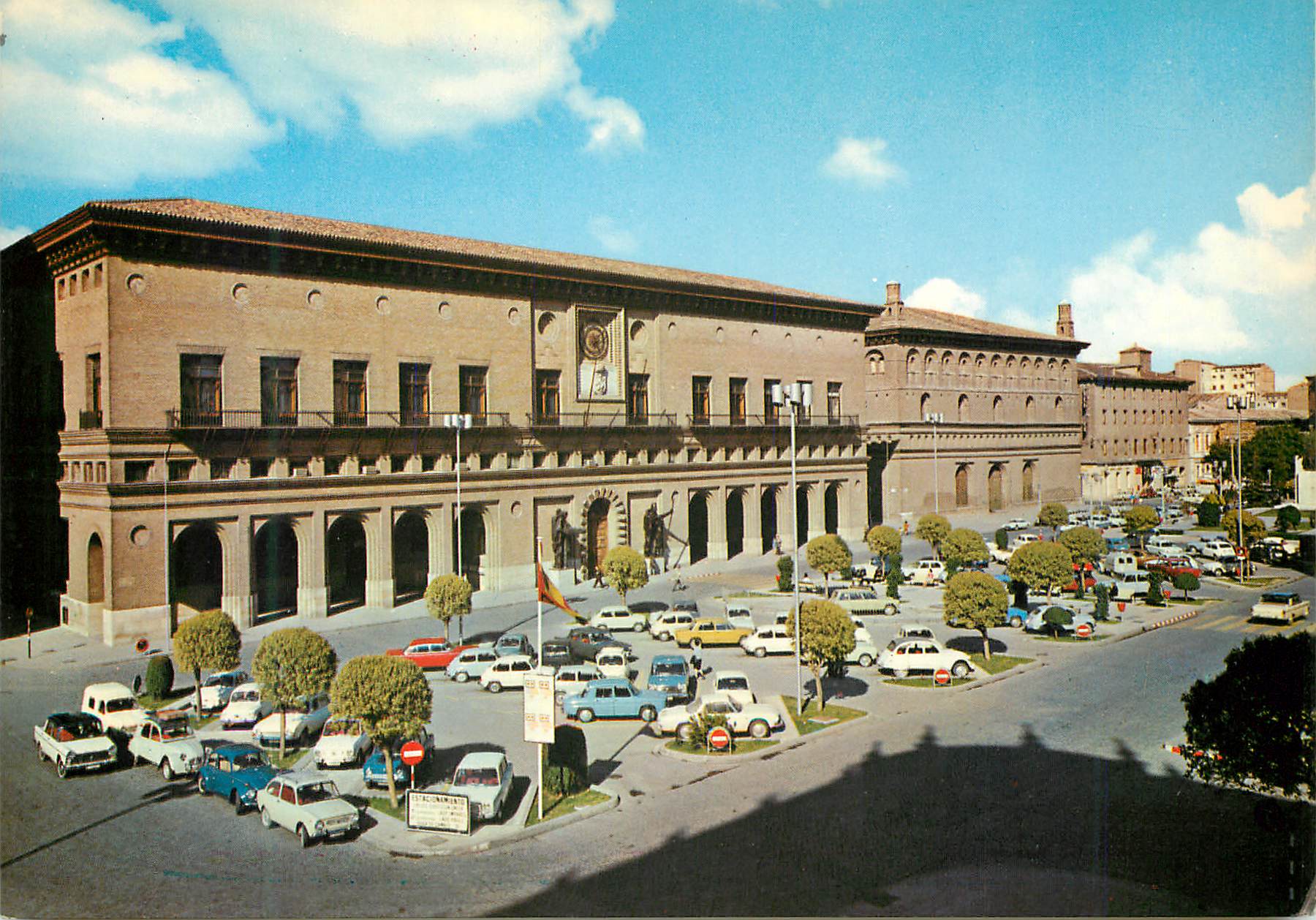 CPM Zaragoza cathedrale square town hall and house of commerce