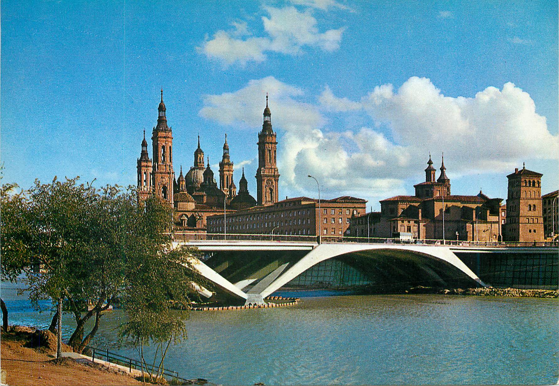 CPM Zaragoza pon de jacques et basilique du pilar