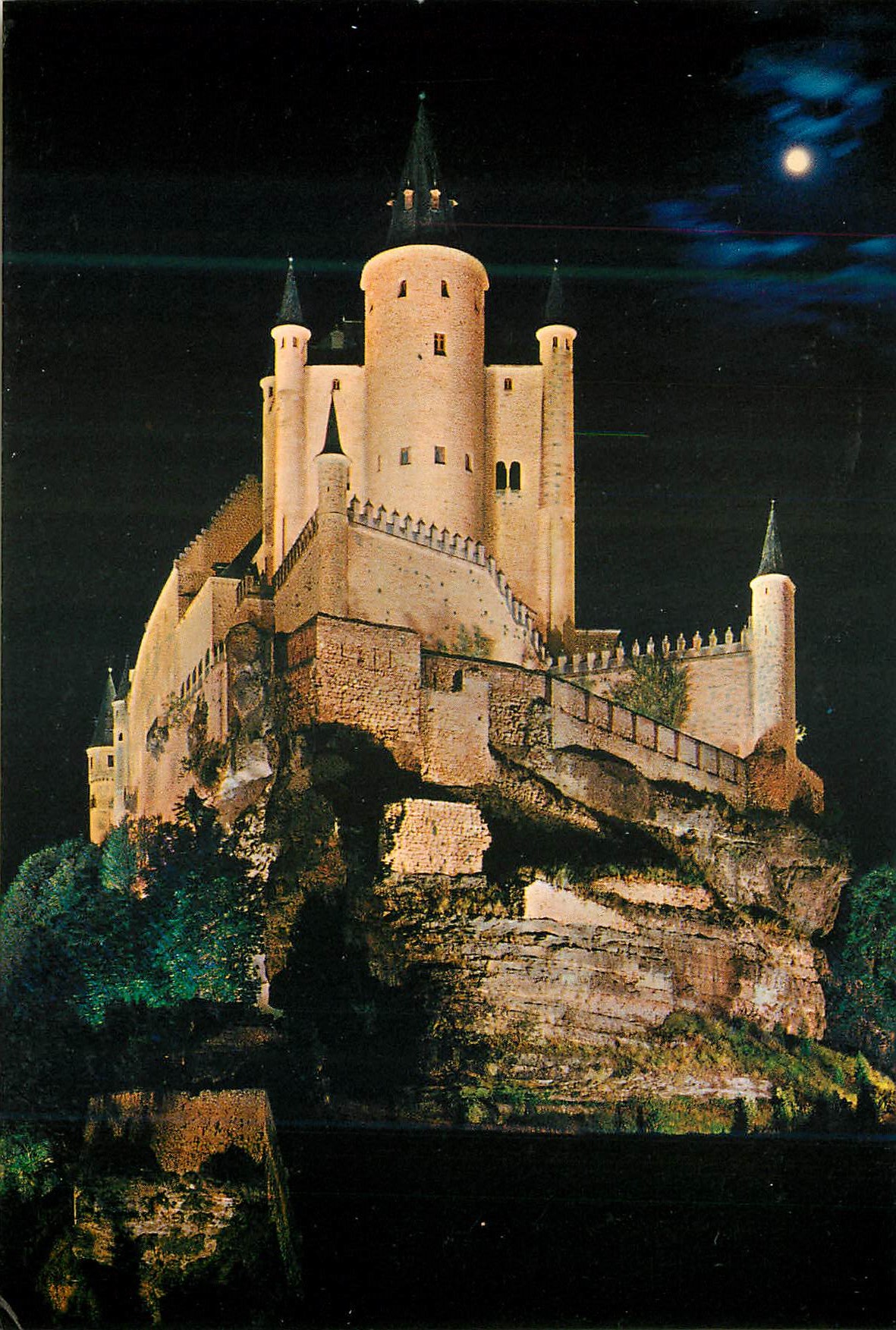 CPM Segovia alcezar (chateau) vue nocturne
