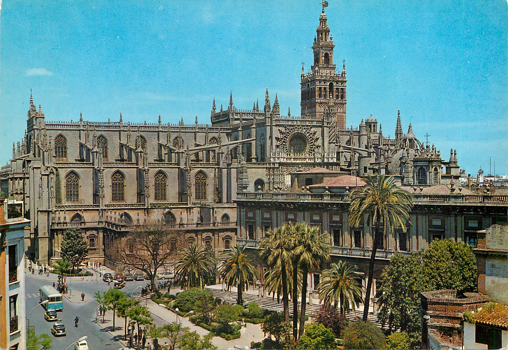 CPM Sevilla archives des indes et la cathedrale