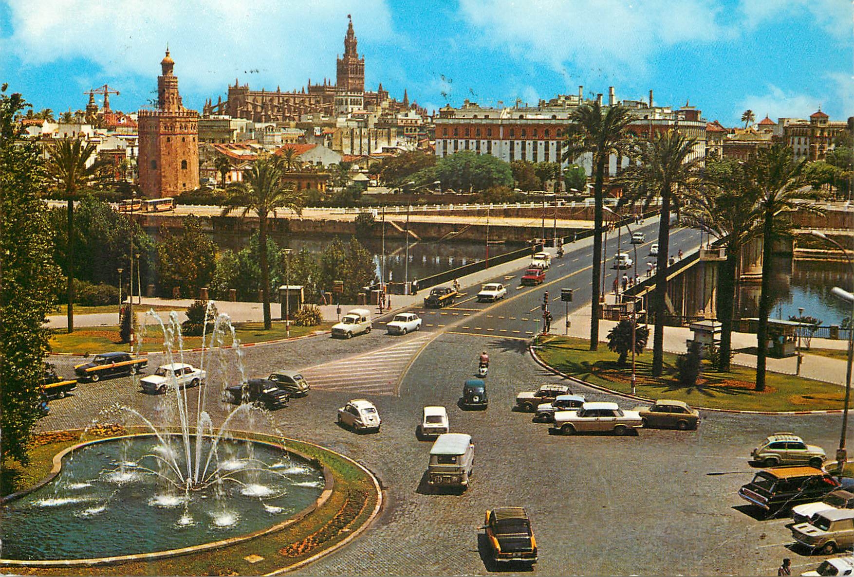 CPM Sevilla plaza de cuba et pont de saint telmo