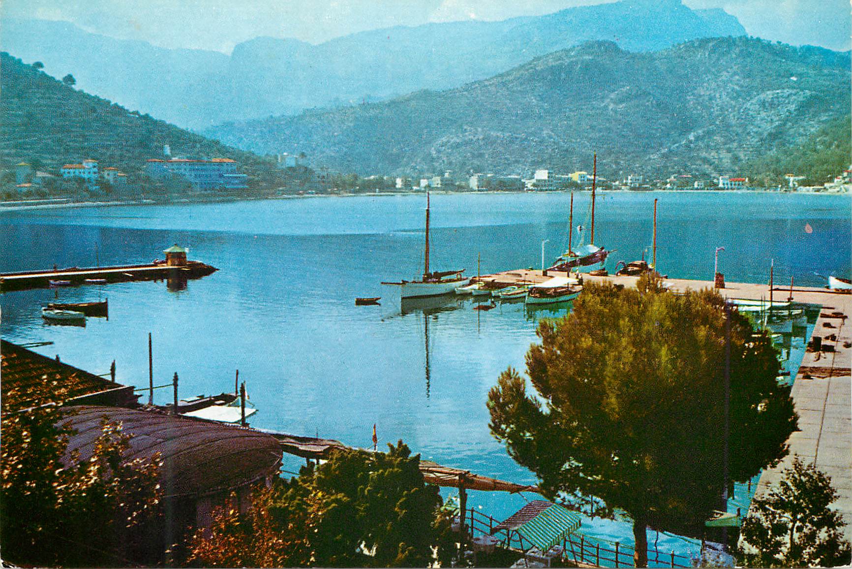 CPM Puerto de soller mallorca (baleares) un coin du port