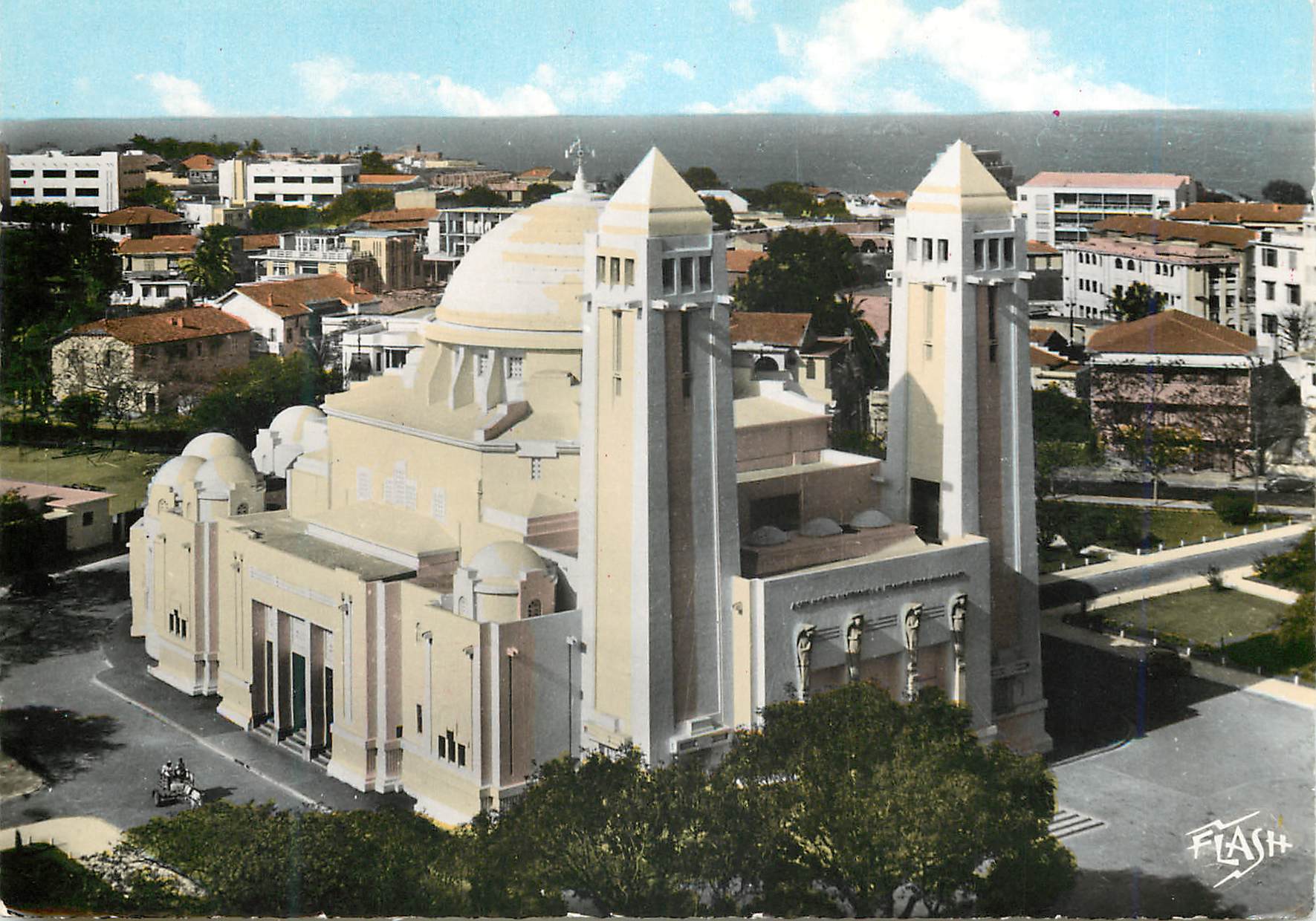 CPM Senegal Dakar La Cathedrale du Souvenir Africain