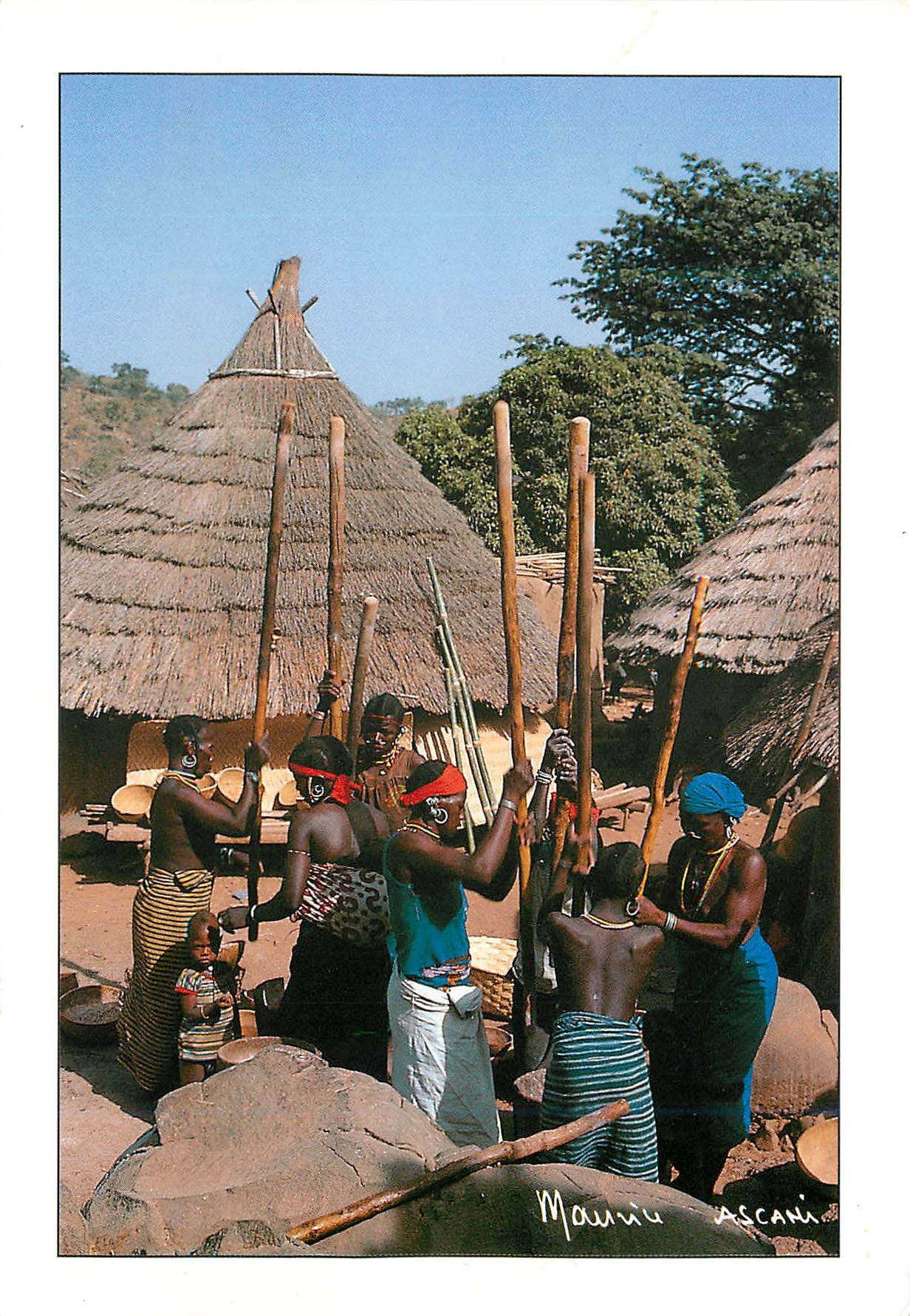 CPM Senegal Village Bedik du Senegal Oriental