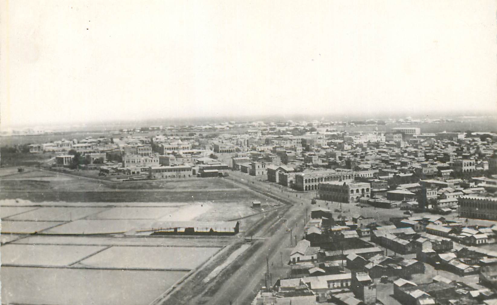 CPM Djibouti Panorama de la ville et des salines