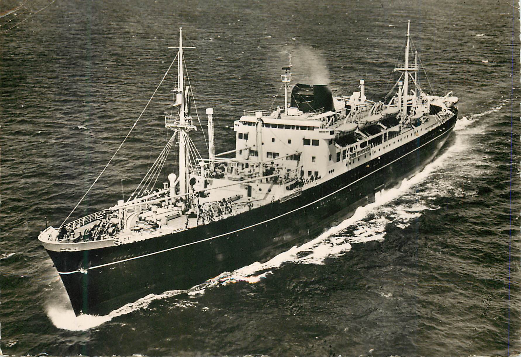 CPM Compagnie des messageries Maritimes Le Paquebot "Pierre-Loti"