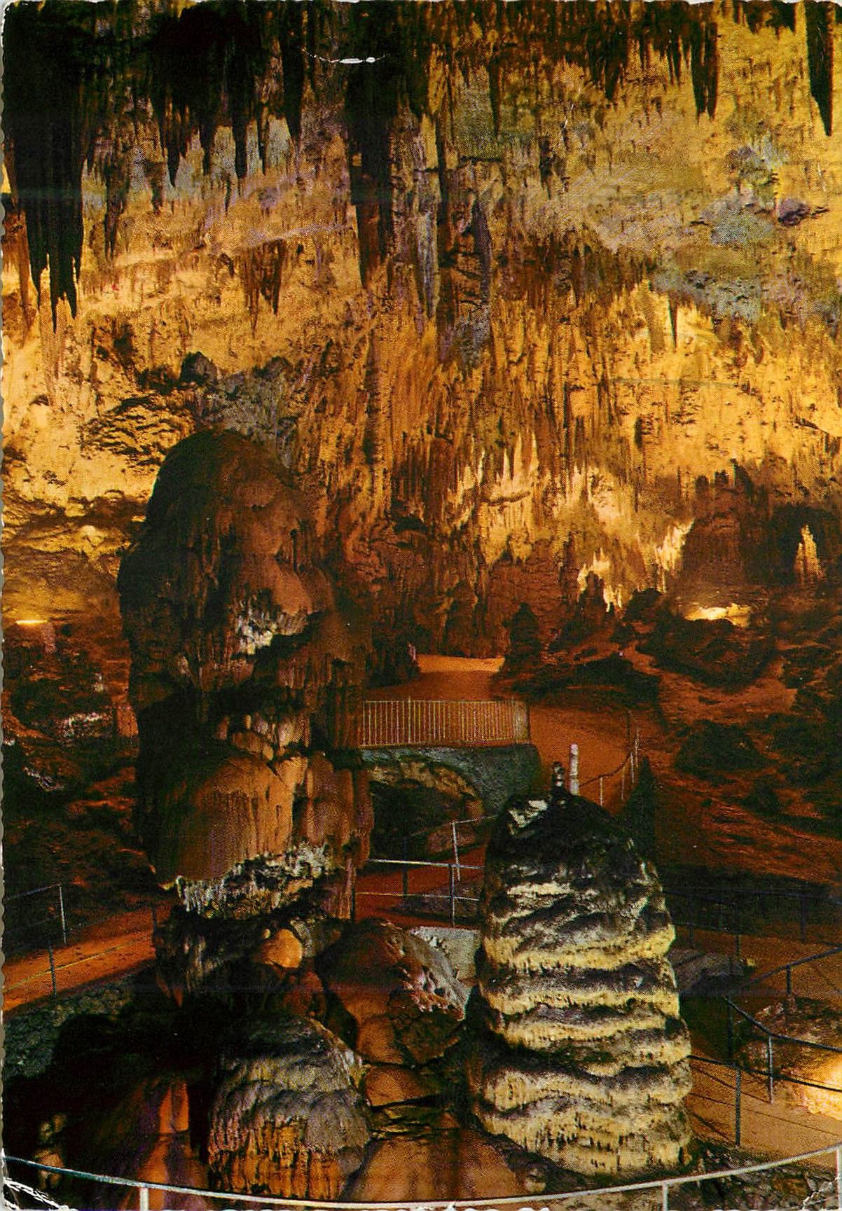 Grotte de Postojnska Jama — vue intérieure — éditeur Krüger, n° 1114/4