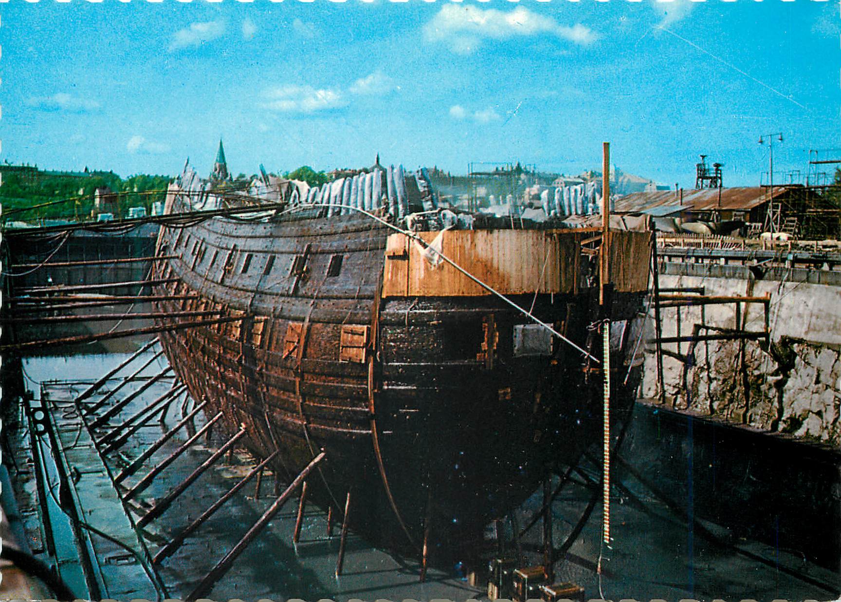 CPM The Wasa in dry-dock after the salvage in 1961 Bateau