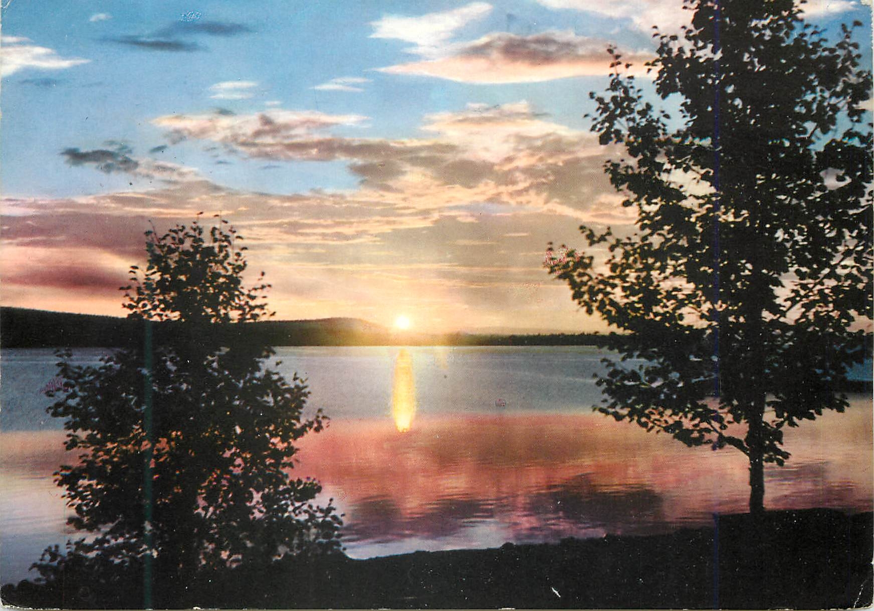 CPM Midnattssol Lappland The Midnight Sun gives Lappland tropical colors