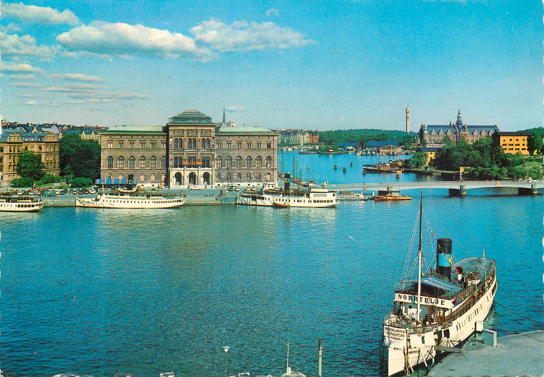 CPM Stockholm the harbour and the national museum Bateau