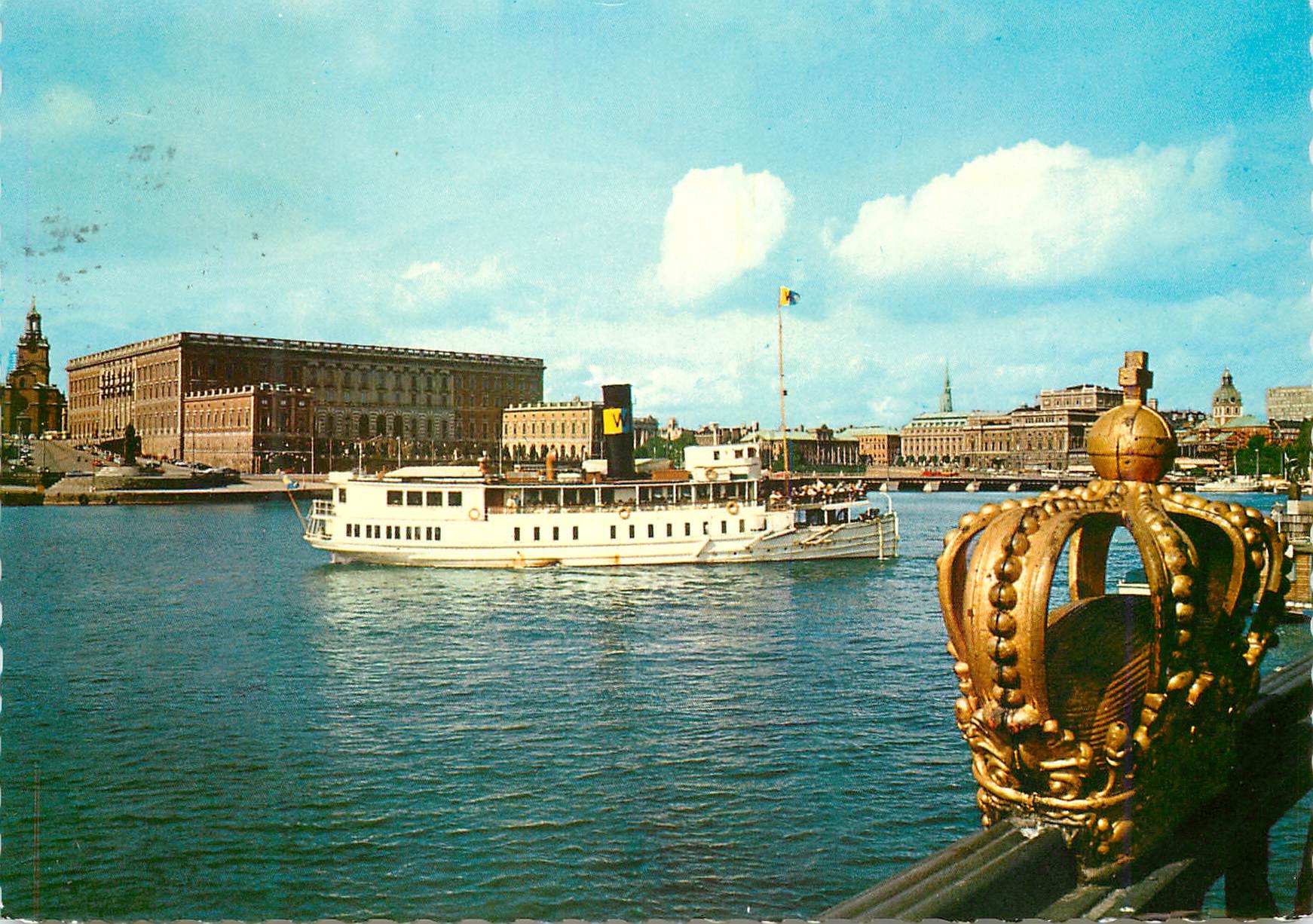 CPM Stockholm motif au strommen avec le chateau royal