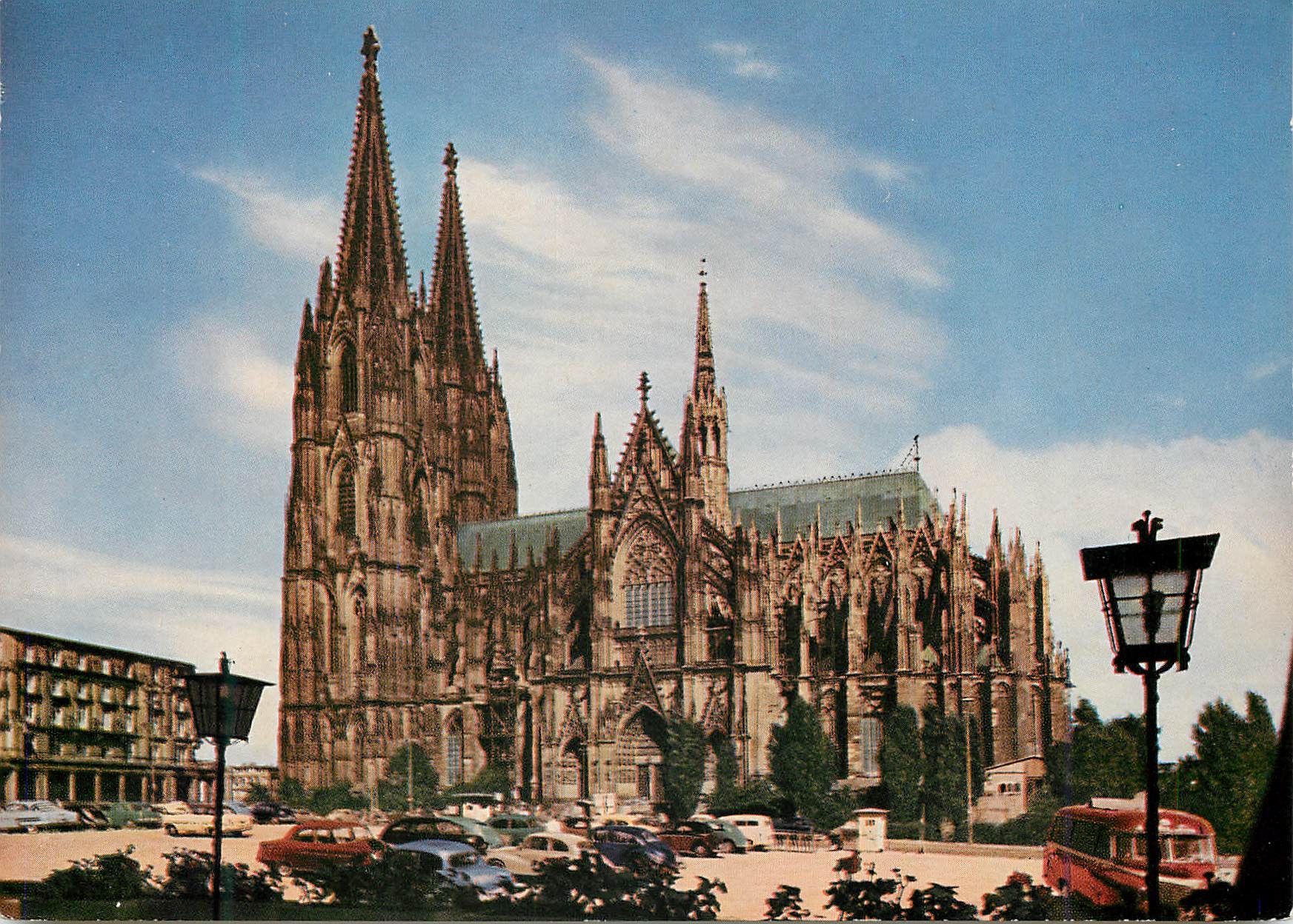CPM Cologne sur le rhin le dome cote sud