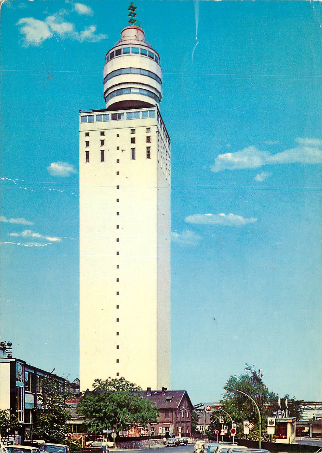 CPM Frankfurt Am Main Henninger Turm