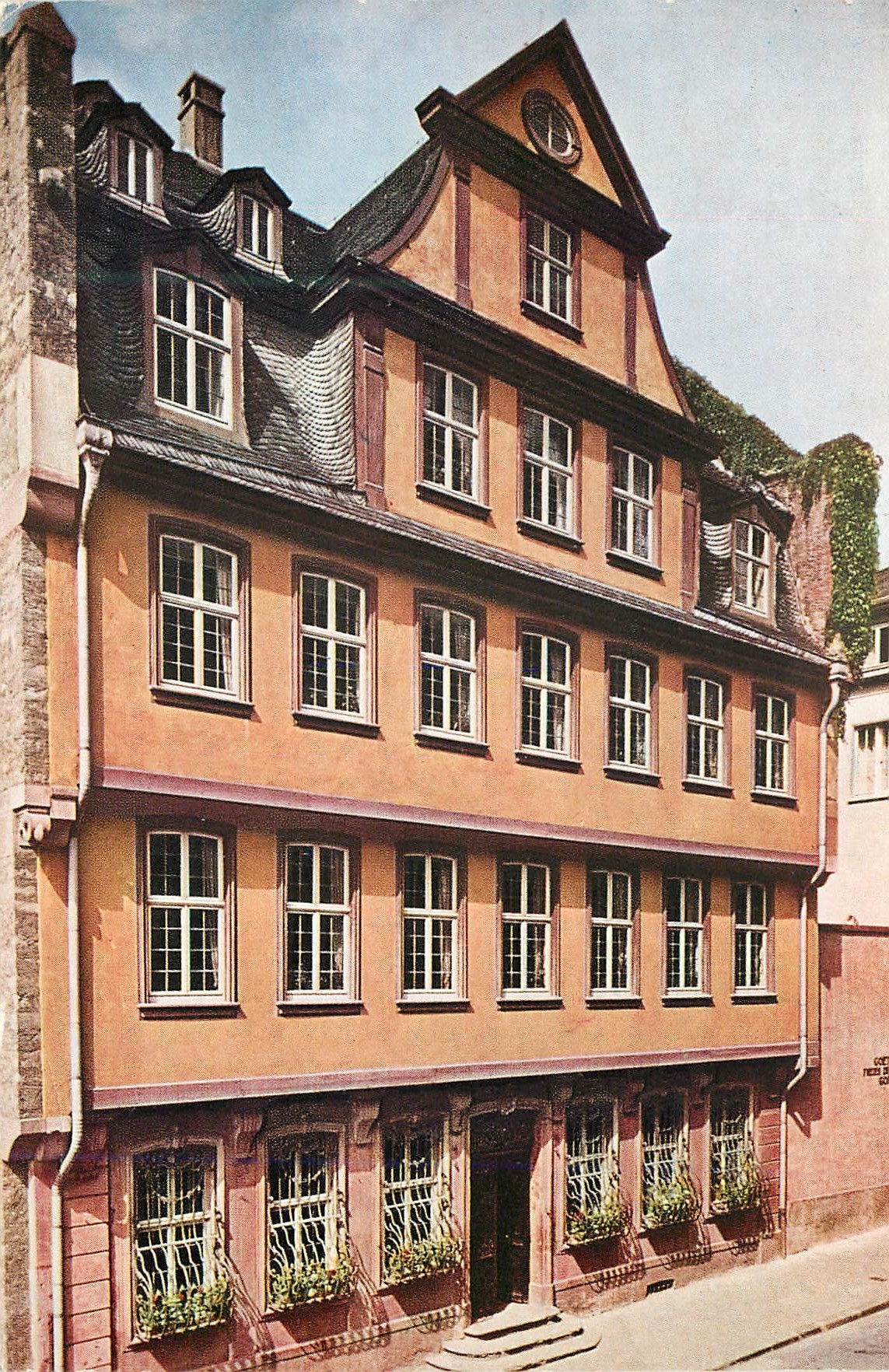 CPM Frankfurt Am Main Goelbehaus