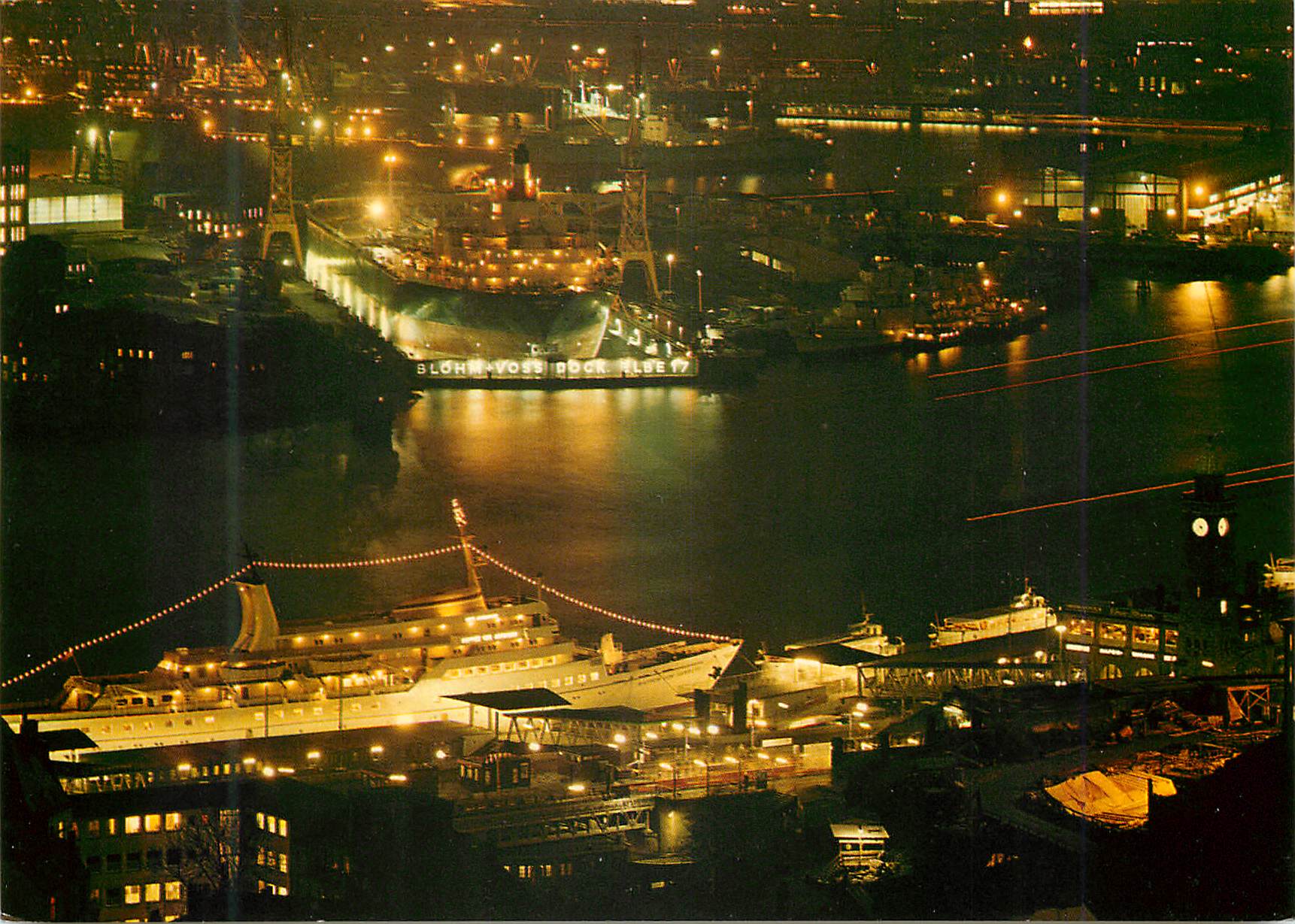 CPM Hamburg At the St Pauli landing stages