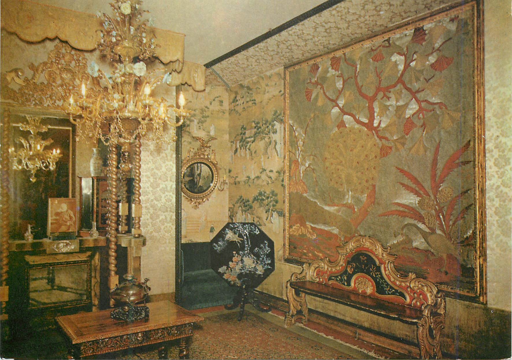 CPM Guernsey Maison de Victor Hugo Le Salon Bleu