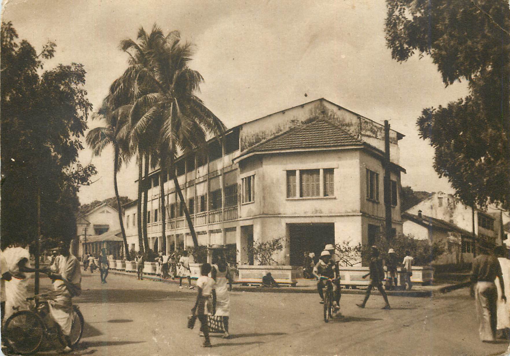 CPM Guinee Conakry Route et Hotel du Niger