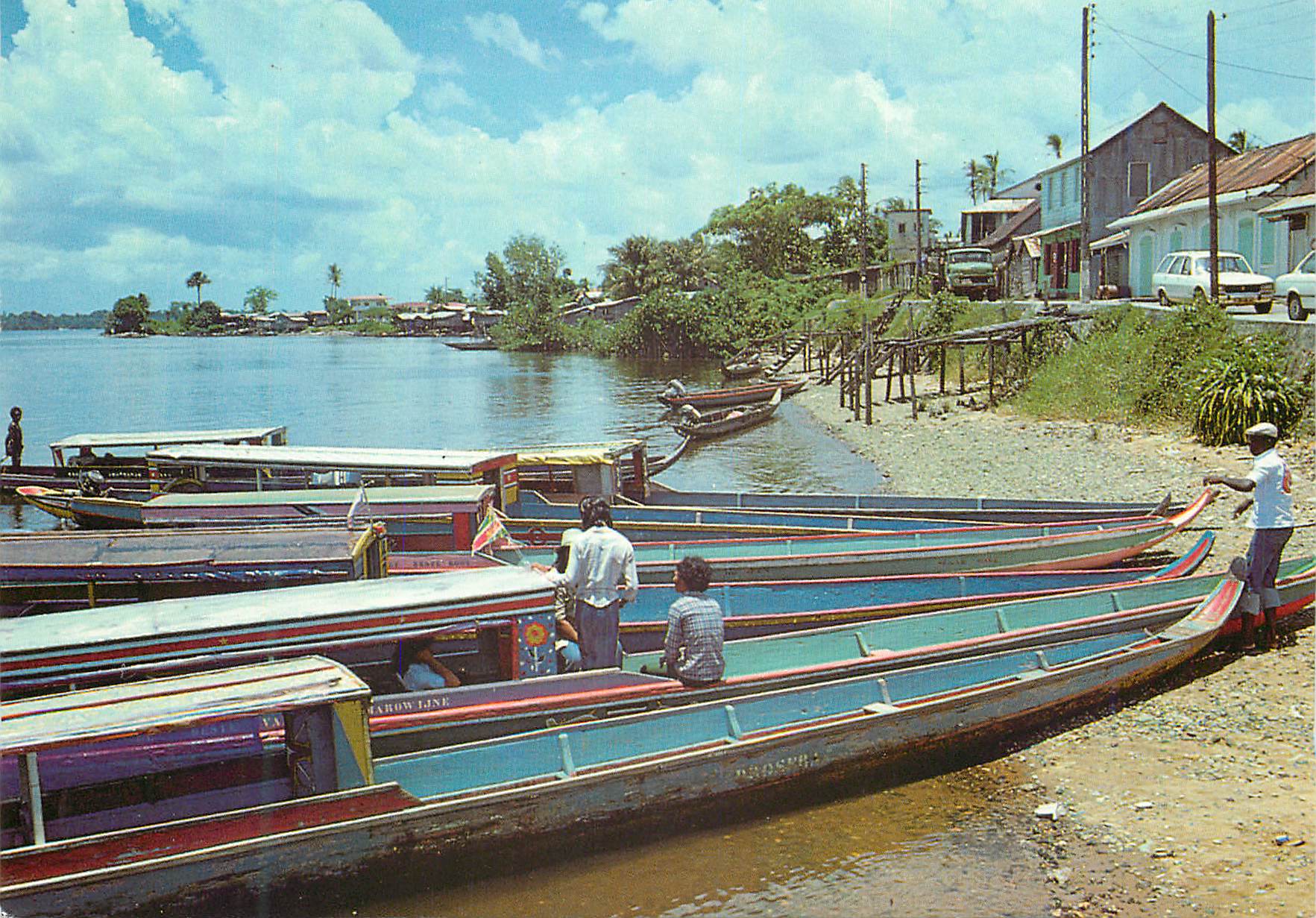 CPM Guyane Francaise Saint-Laurent-du-Maroni Les Taxis du Maroni