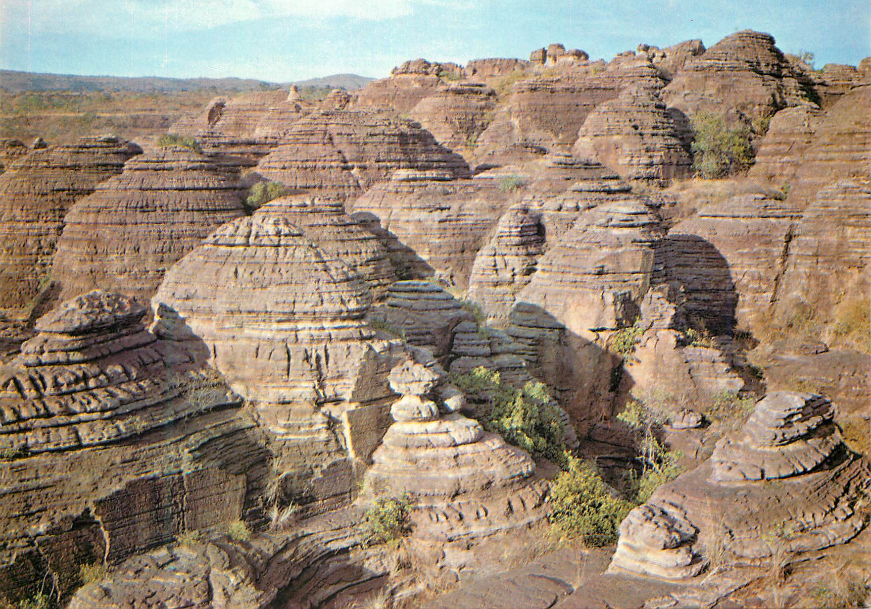 CPM Haute-Volta curieux domes dans la falaise de Fabedugu (13km de Banfora)