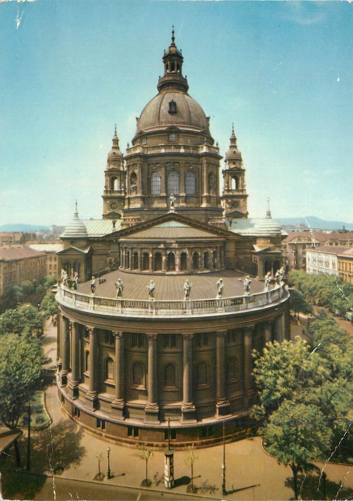 CPM Budapest Basilico