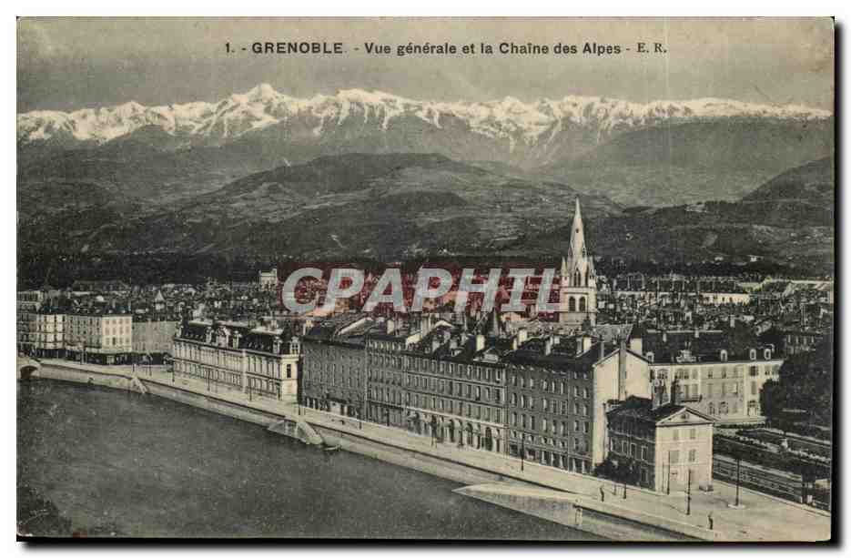 Isere - Grenoble - Vue Generale et la Chaine des Alpes - CPA 