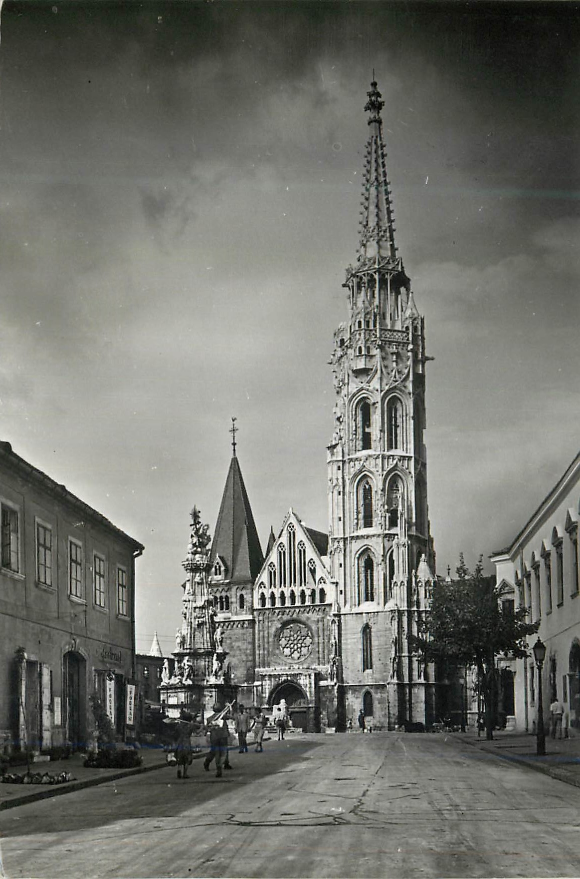 CPM Budapest matthias church
