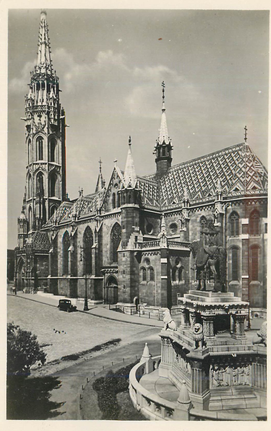 CPM Budapest l'eglise de couronement de budavar