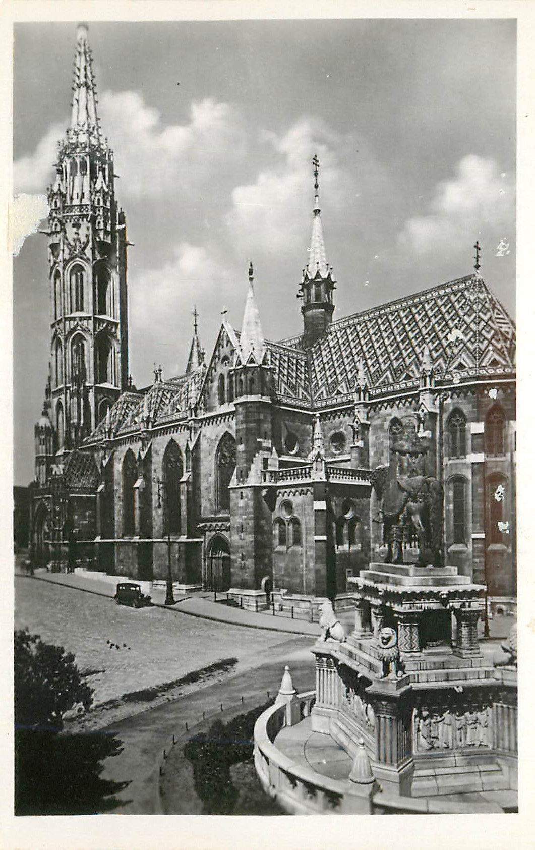 CPM Budapest l'eglise couronement de budavar