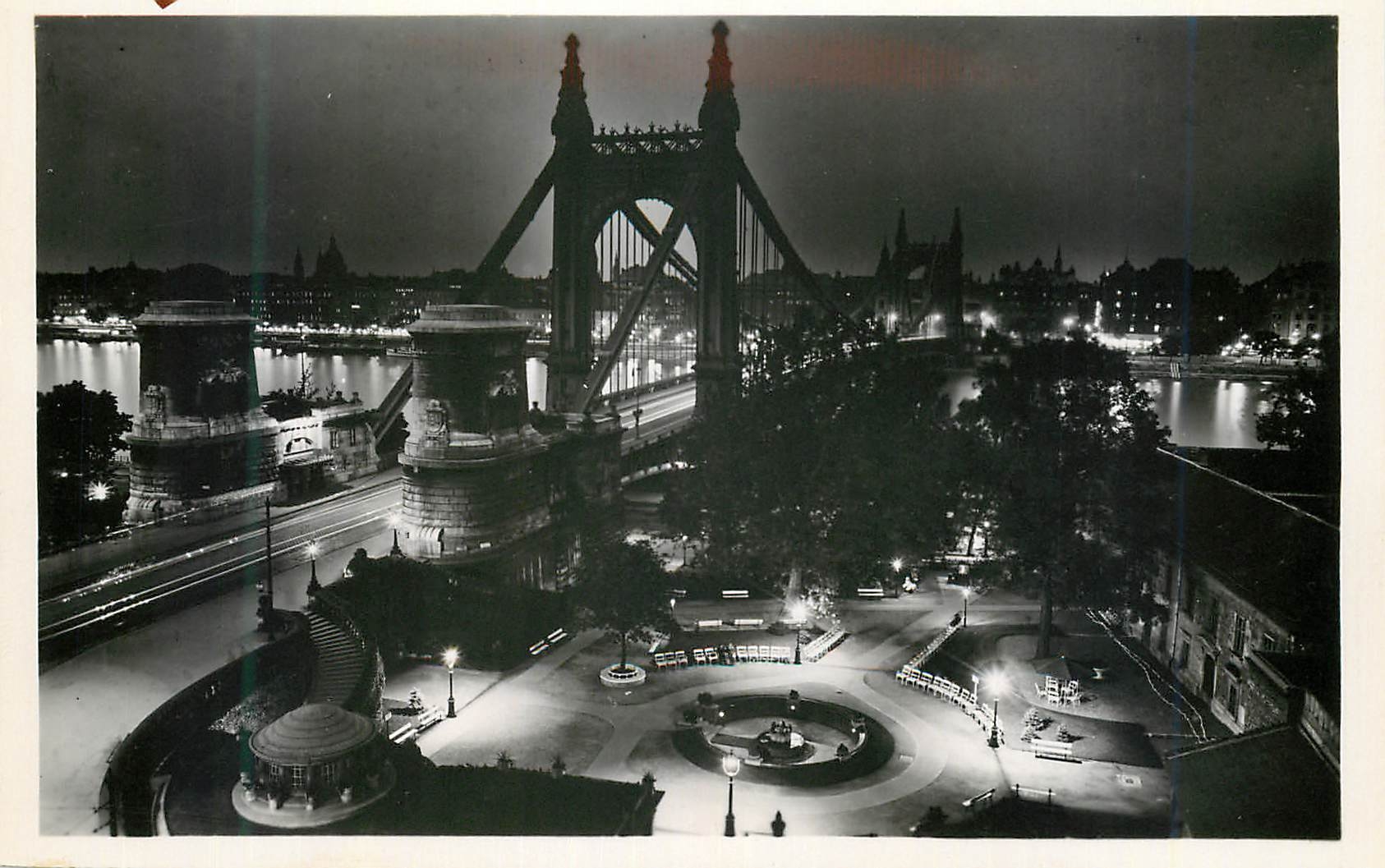 CPM Budapest pont elisabeth nuitament