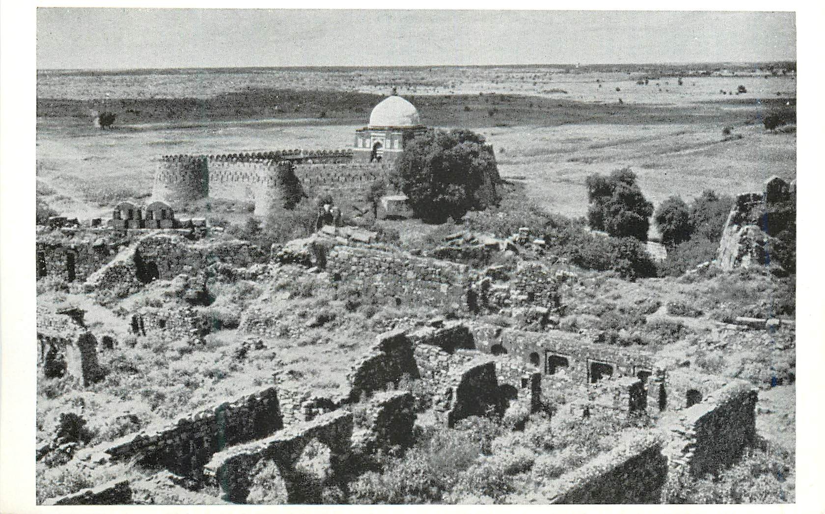 CPM Delhi with the remains of the fort
