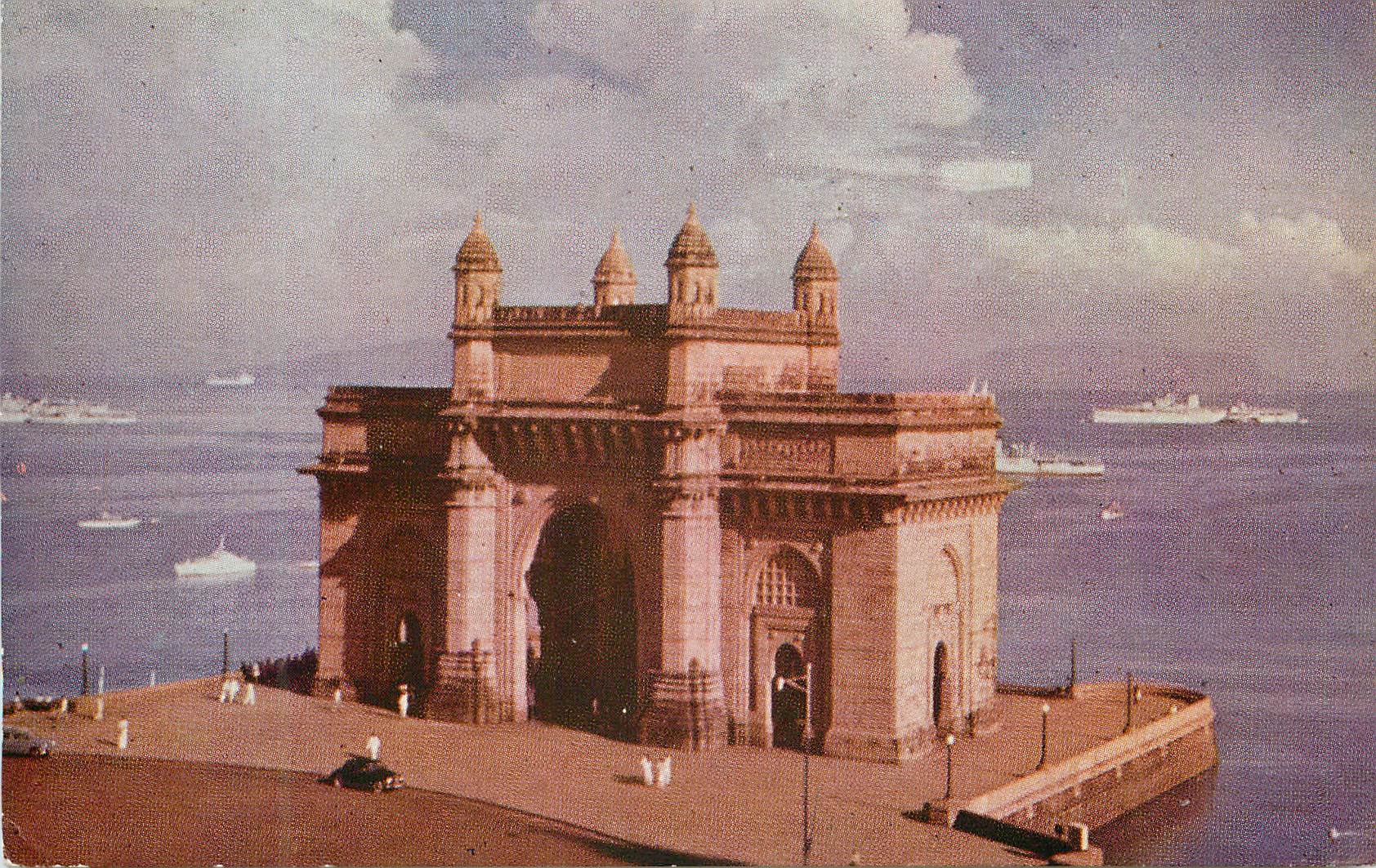 CPM Bombay (india) gateway of india