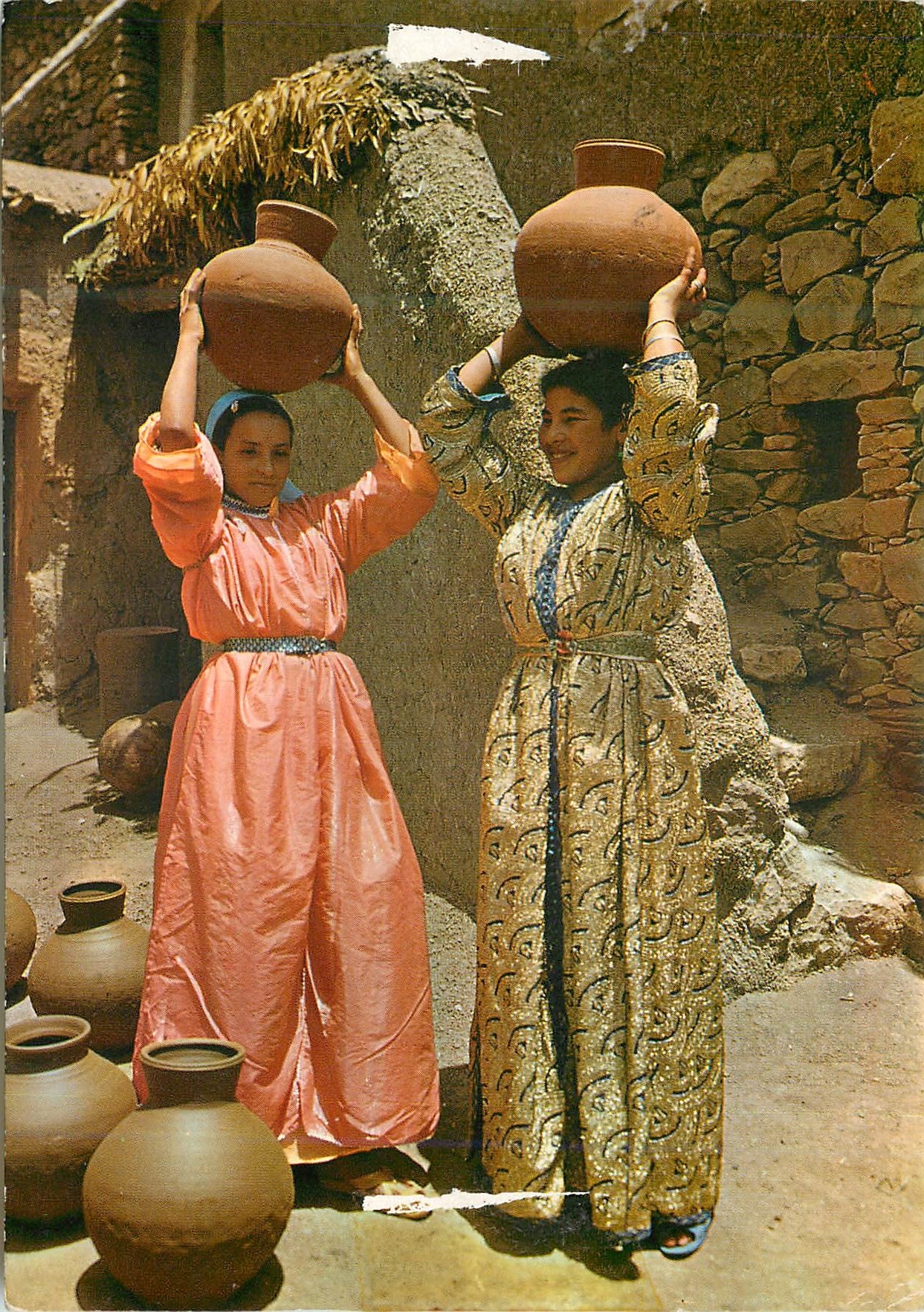 CPM Vallee de l'ourka jeunes filles berbers