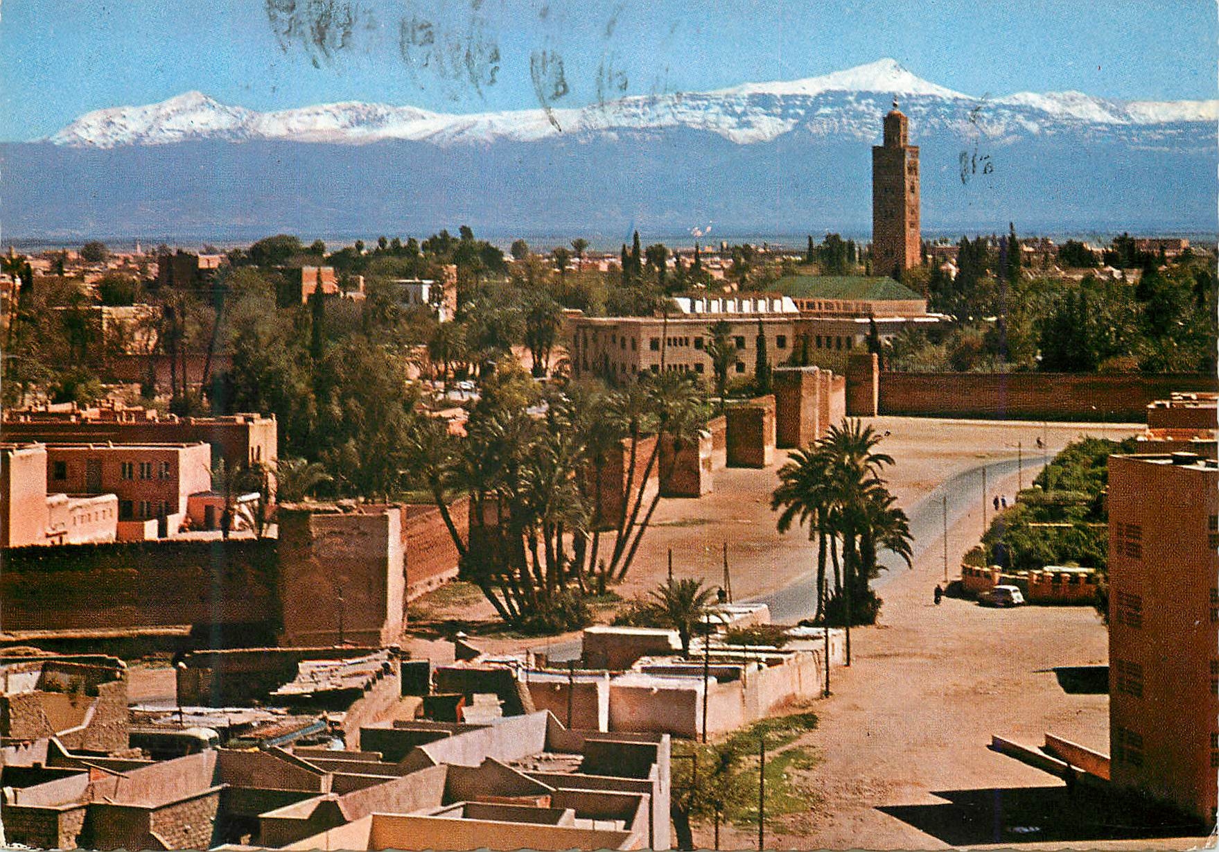 CPM Marrakech Koutoubia et Grand Atlas