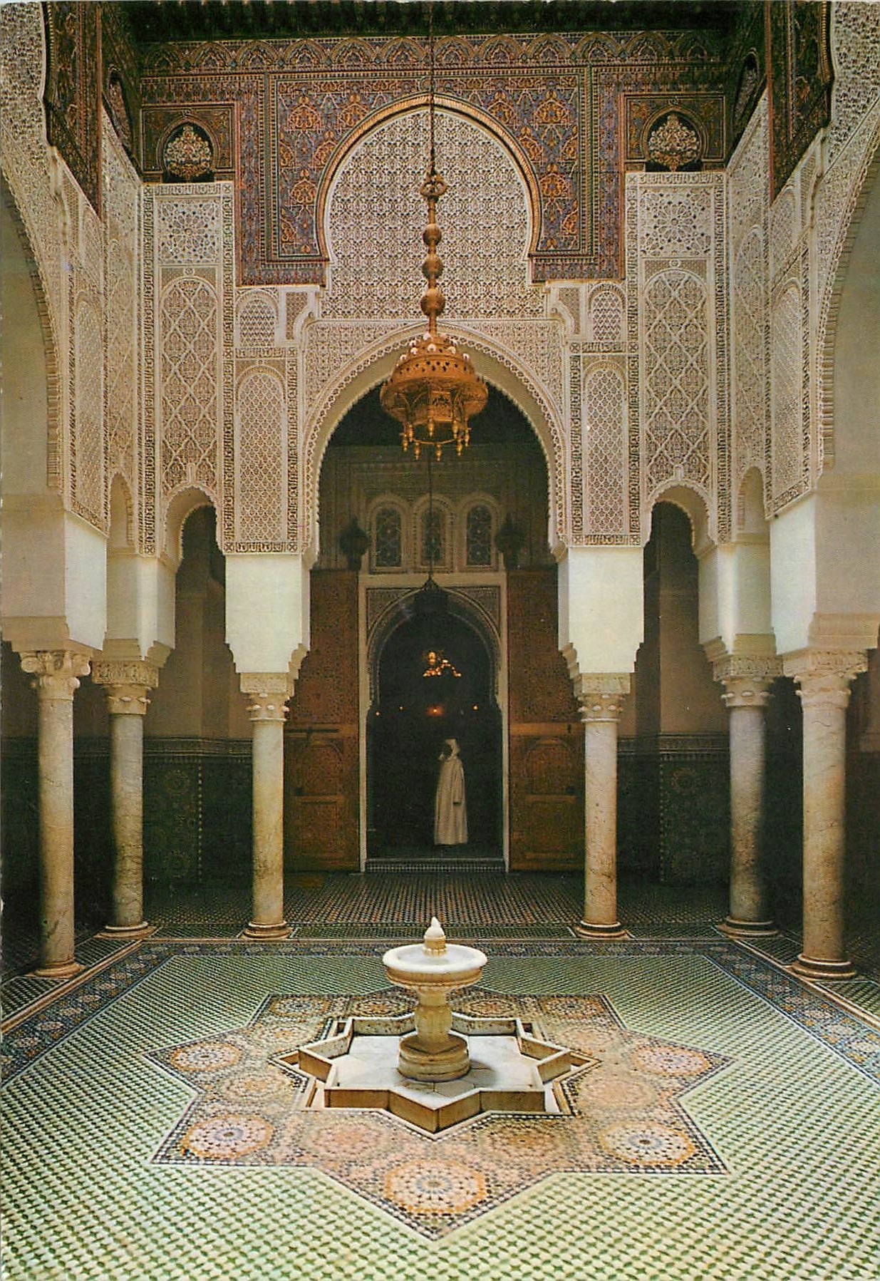 CPM Meknes Cour exterieur tombeau Mulay Ismail