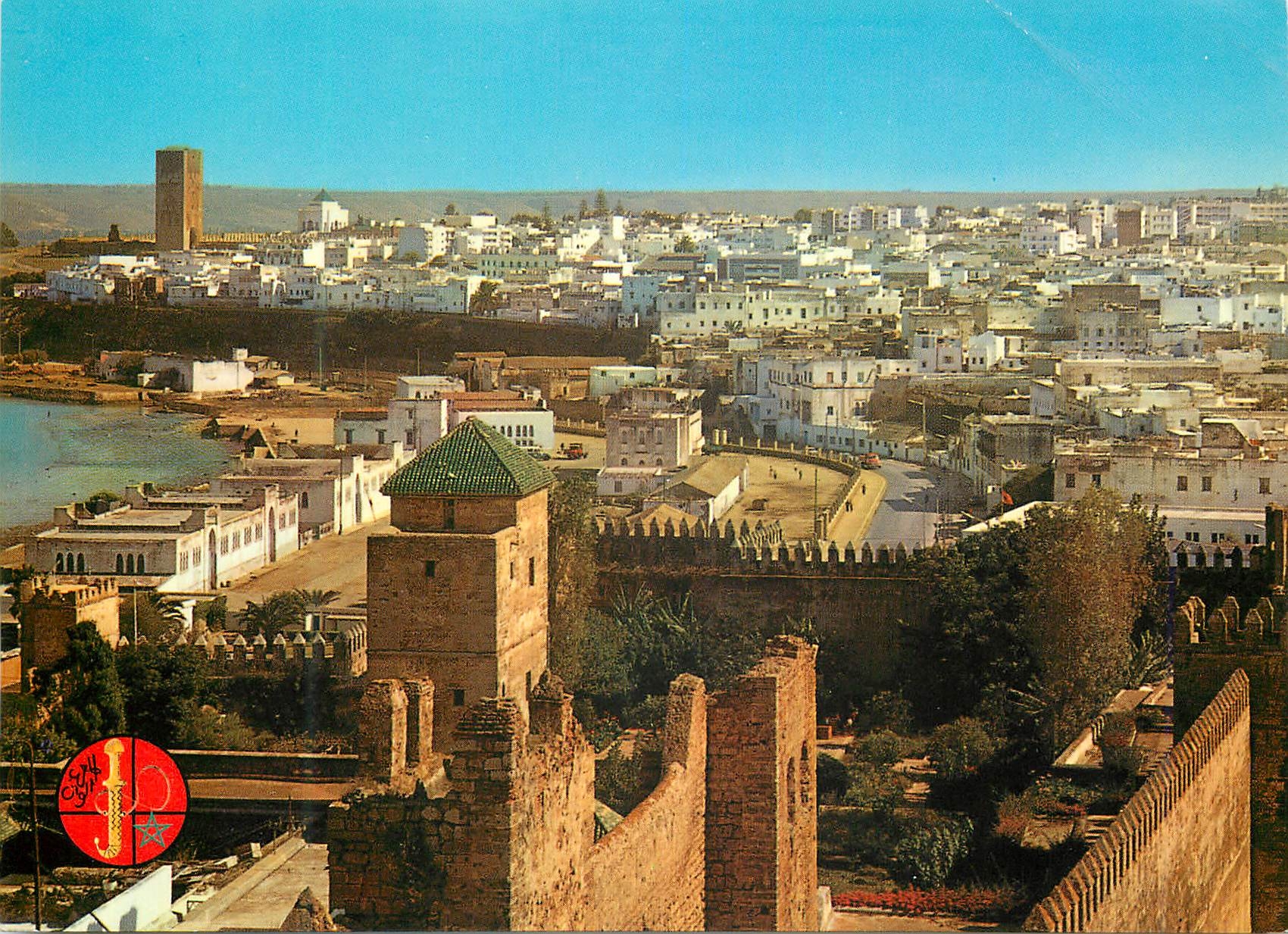 CPM Rabat Vue panoramique (Kasbah Oudaias en premier plan)