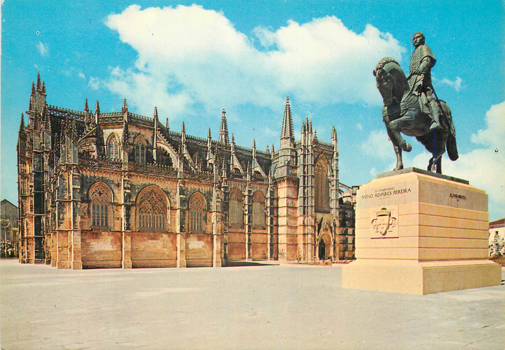 CPM Portugal Batalha Statue de D Nuno Alvares Pereitra et Monastere