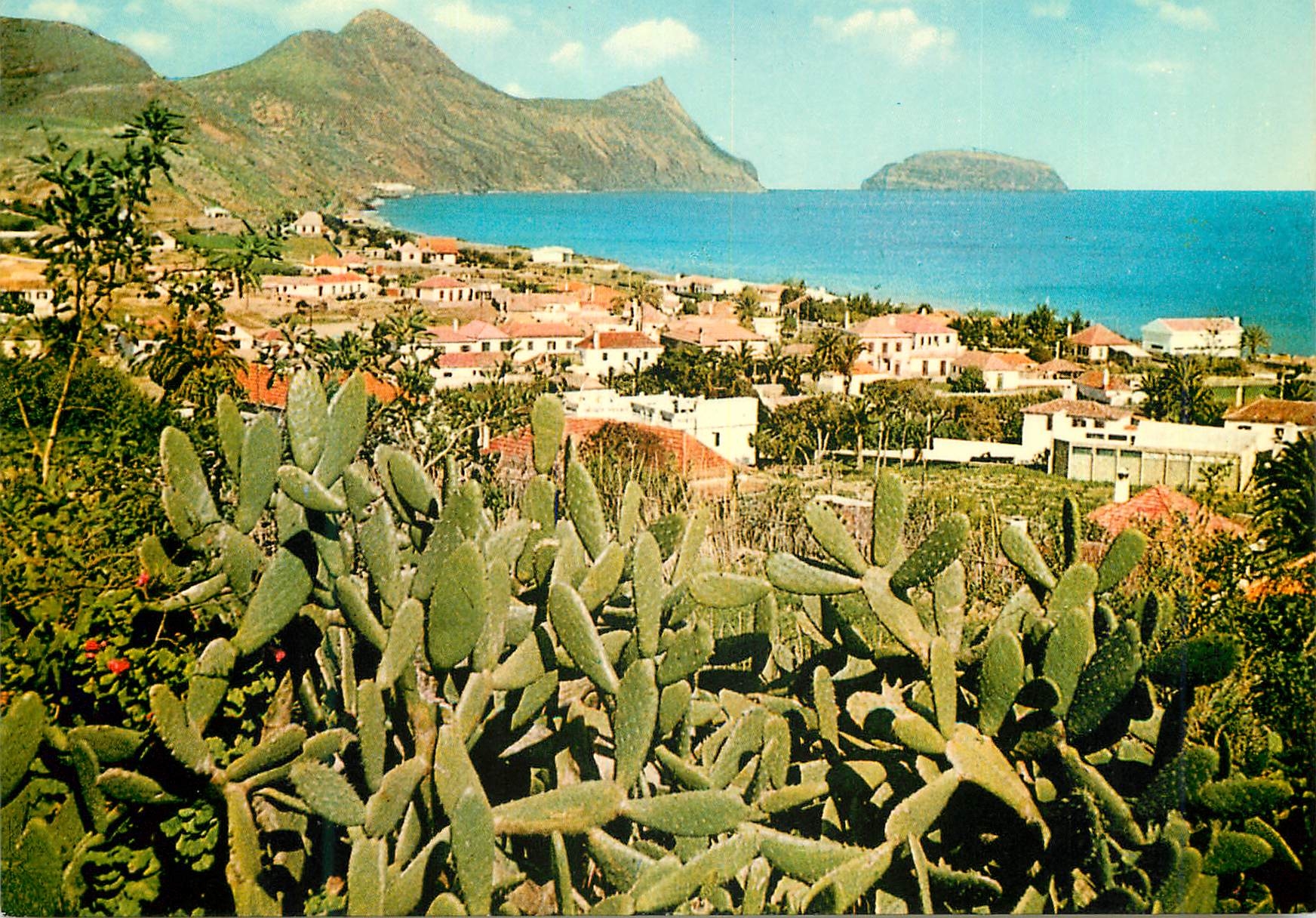 CPM Porto santo madeira vue orientale du village