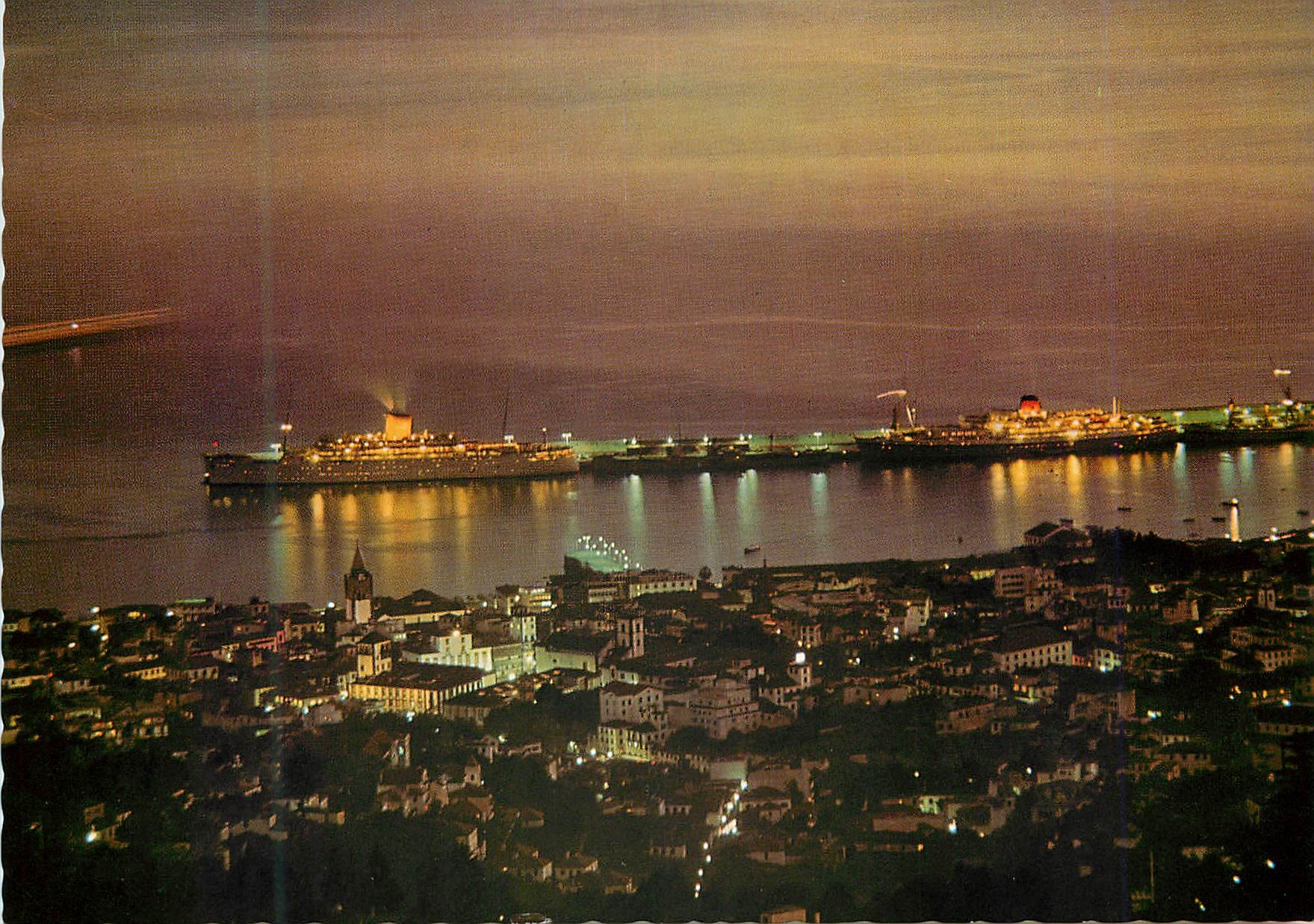 CPM Funchal madeira vue du port