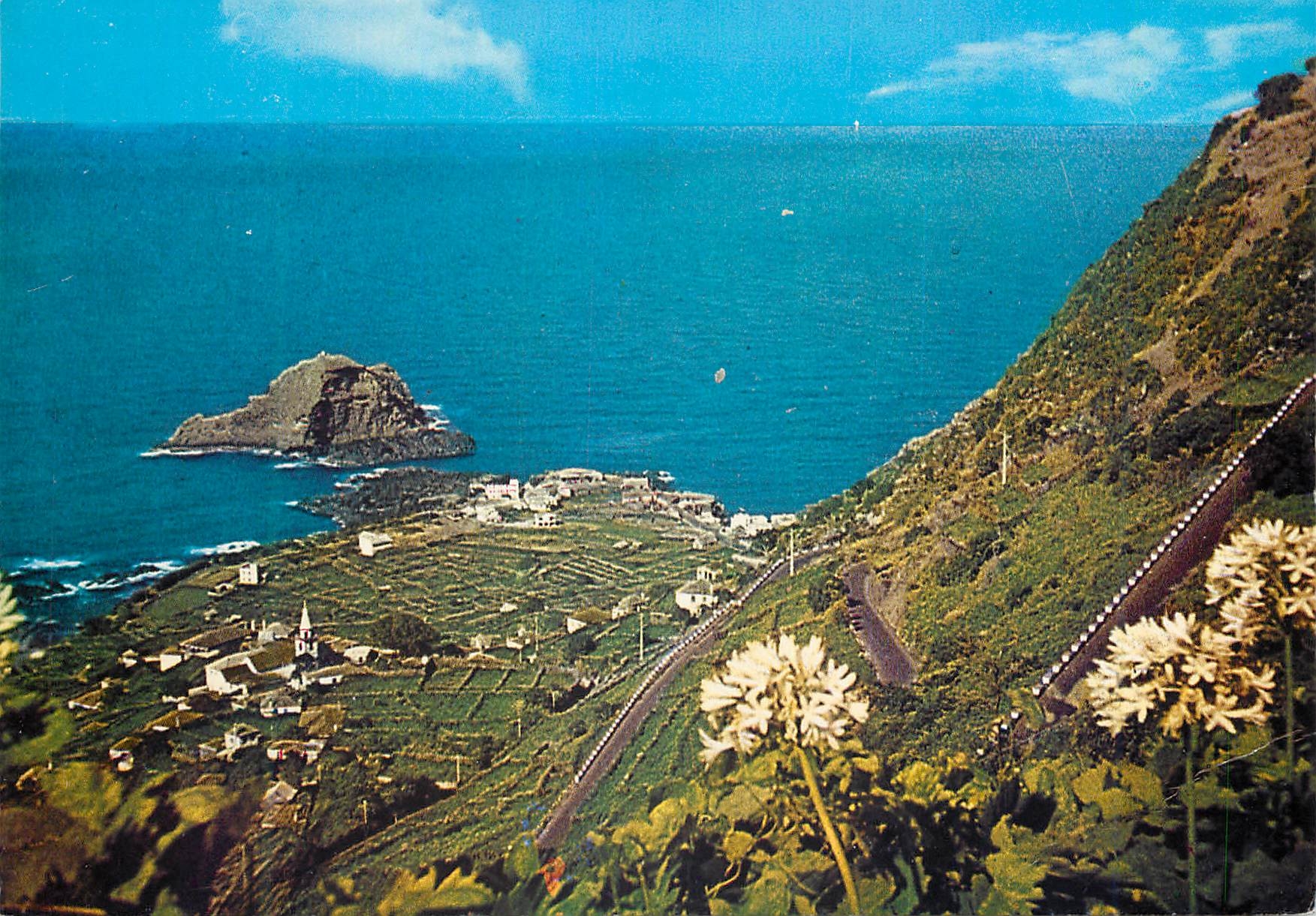 CPM Madeira village du porto do moniz